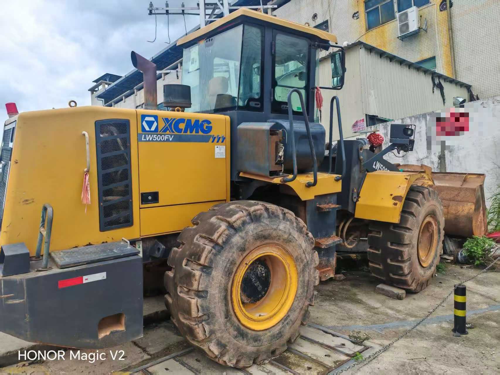 Buy XCMG XE500C Used Excavator / 1