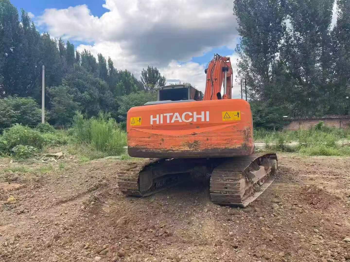 Buy Hitachi EX210 Used Excavator / 2 Buy Hitachi EX210 Used Excavator / 2