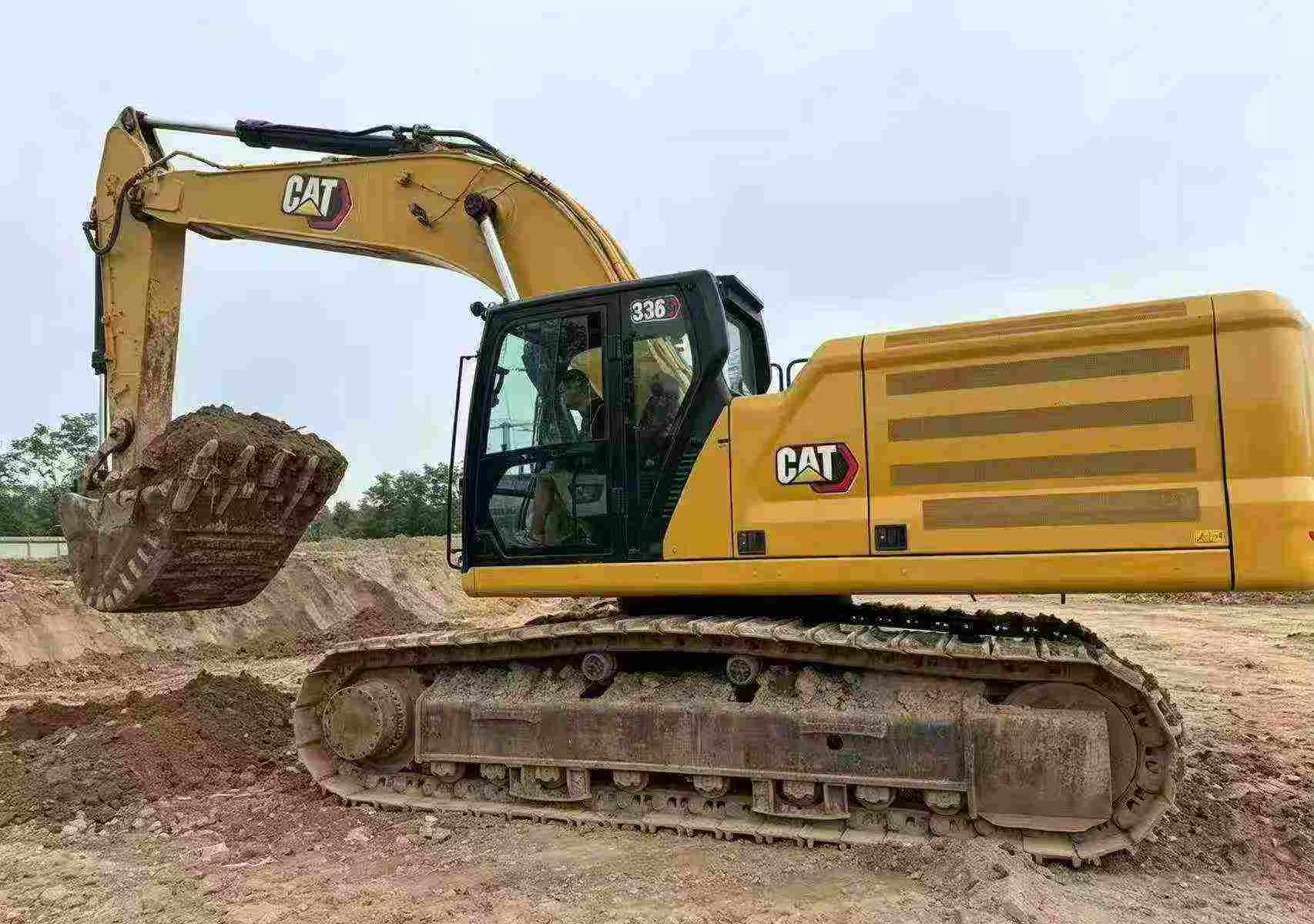 Buy Caterpillar 336E Used Excavator / 1