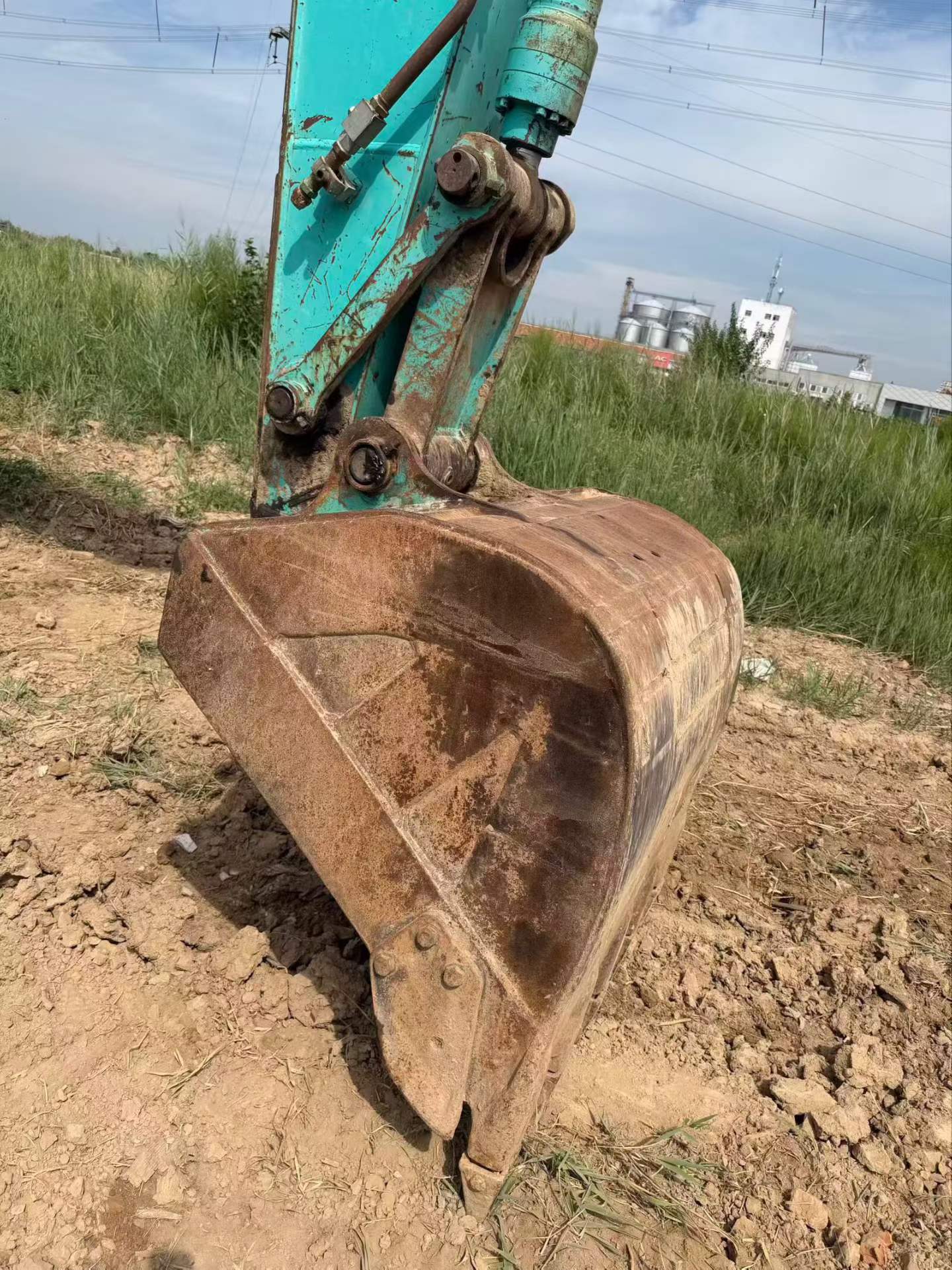 Buy Kobelco SK210 Used Excavator / 8