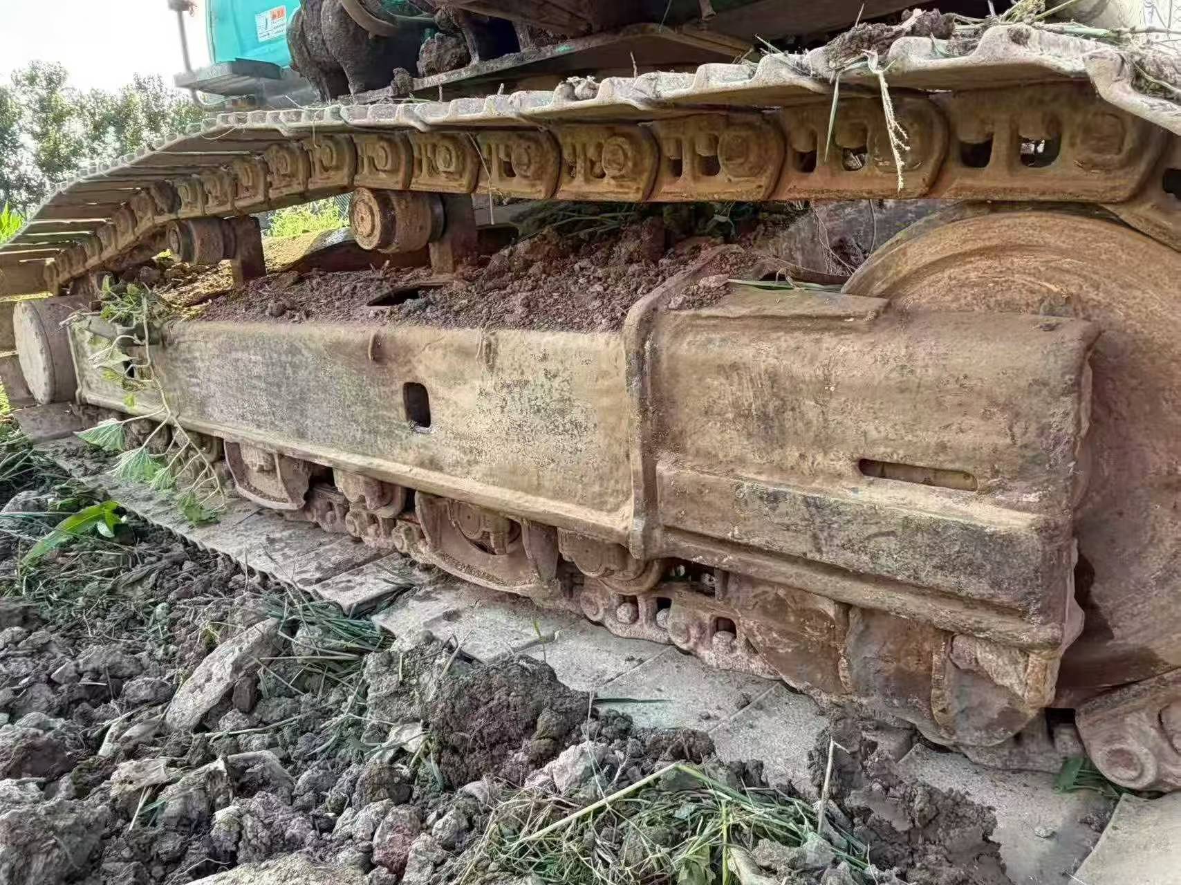 Buy Kobelco SK200 Used Excavator / 5 Buy Kobelco SK200 Used Excavator / 5