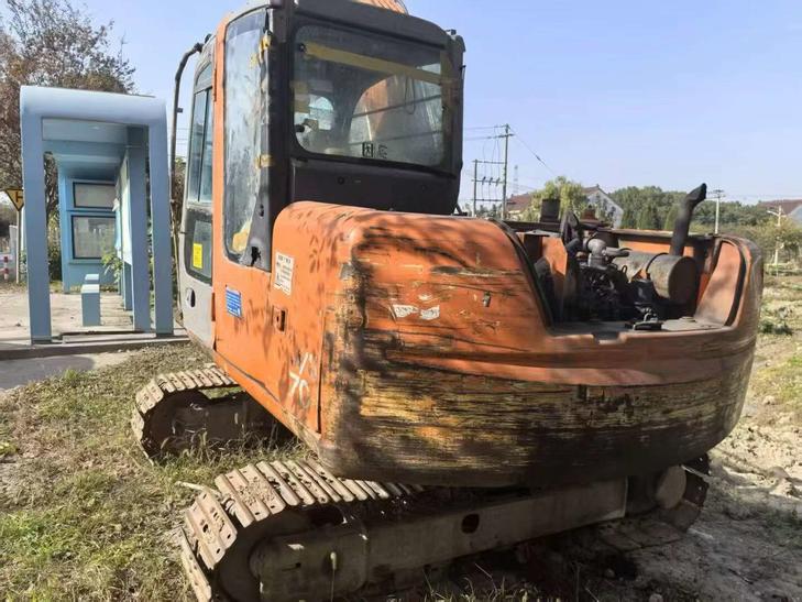 Buy Hitachi EX70 Used Excavator / 1
