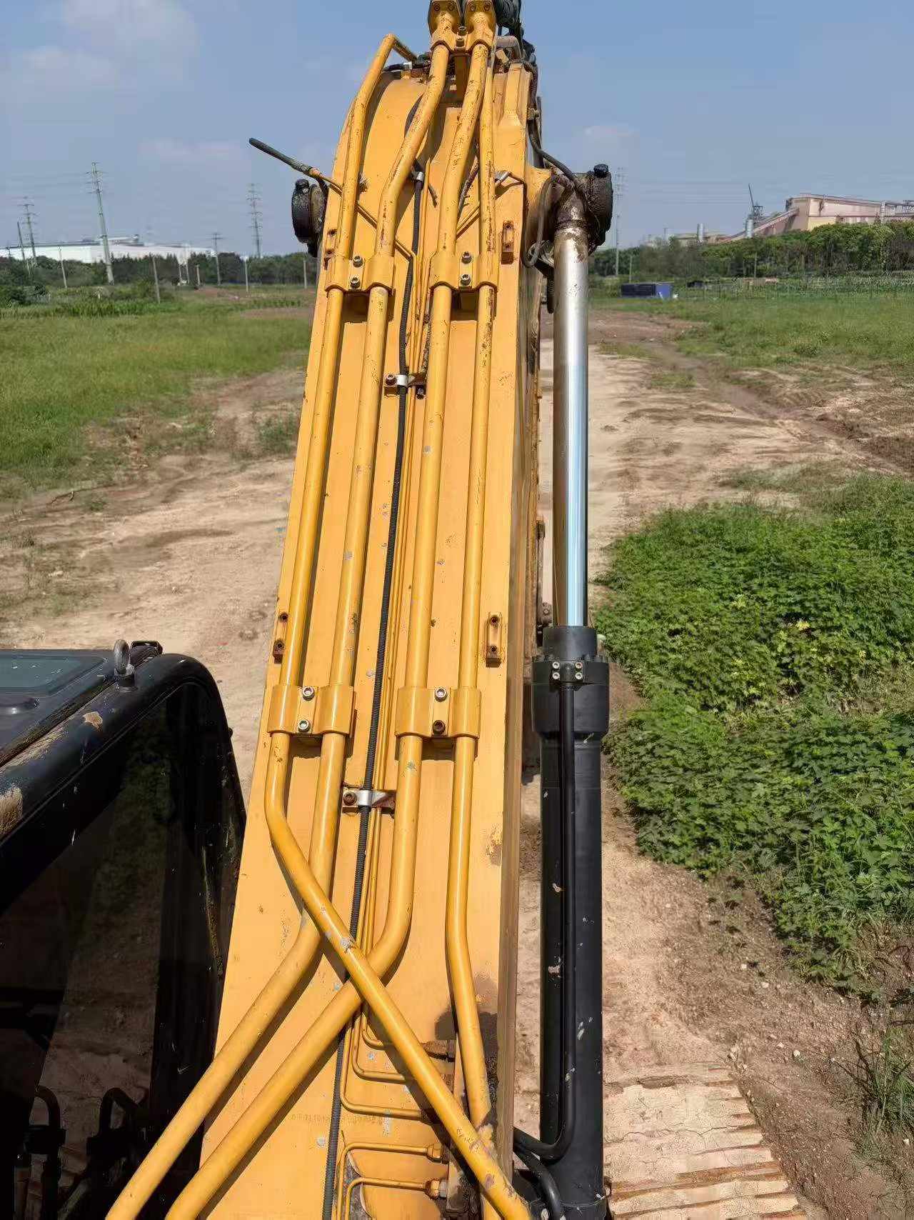 Buy Sany SY205C Used Excavator / 2 Buy Sany SY205C Used Excavator / 2