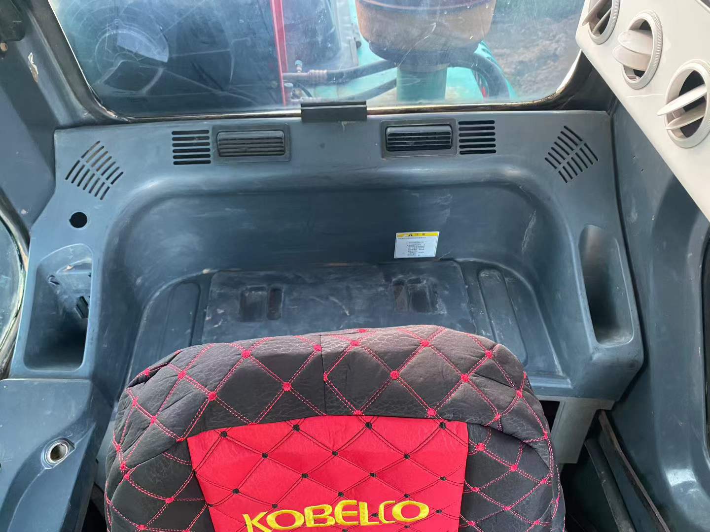 Buy Kobelco SK130 Used Excavator / 3 Buy Kobelco SK130 Used Excavator / 3