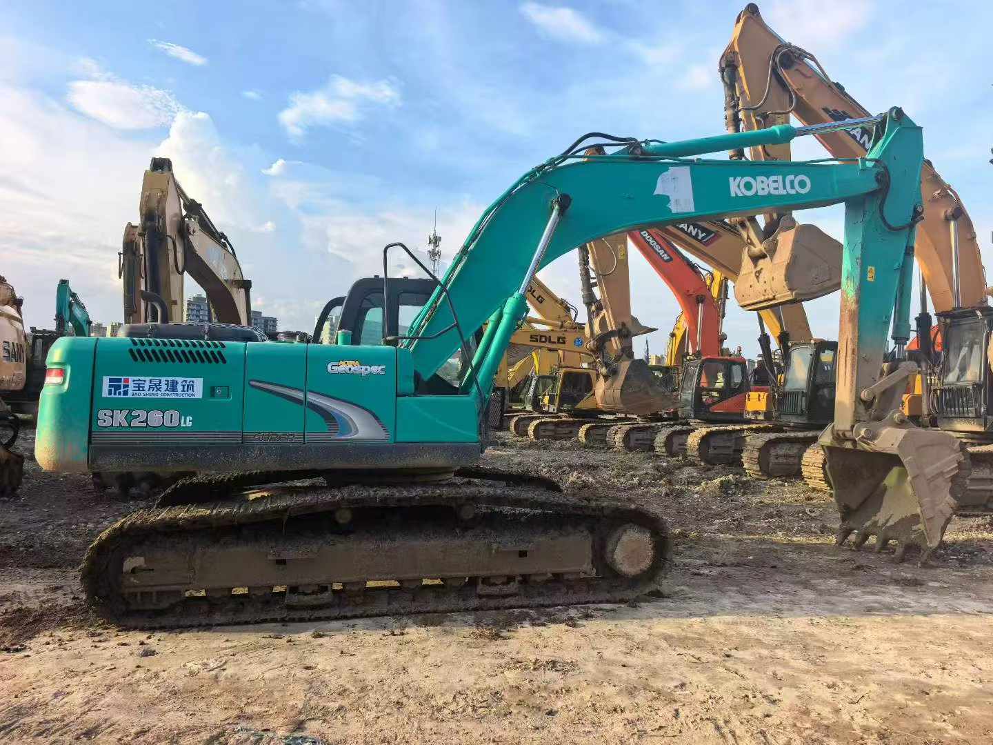 Buy Kobelco SK260 Used Excavator / 3