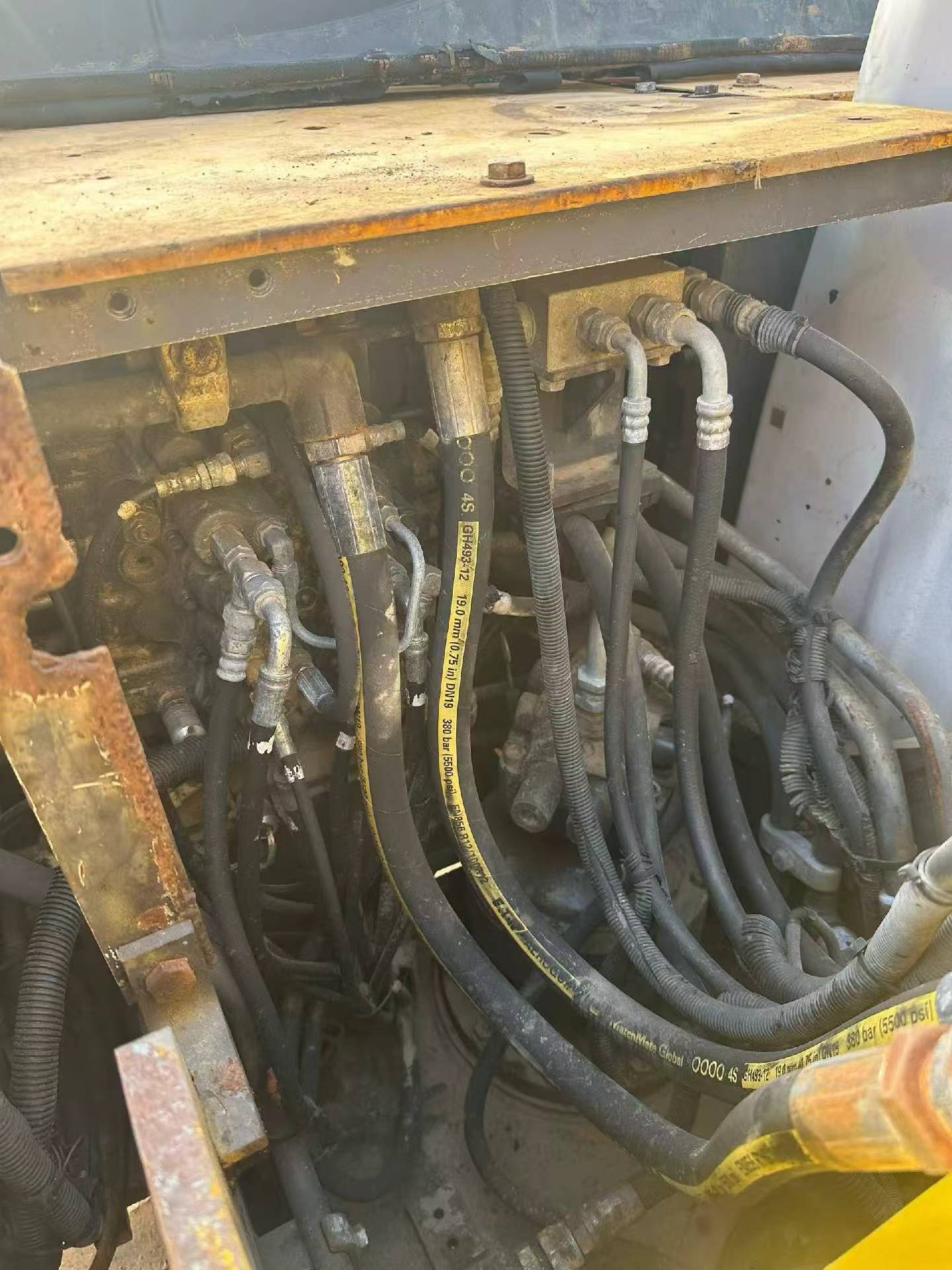 Buy Sumitomo SH120 Used Excavator / 5 Buy Sumitomo SH120 Used Excavator / 5