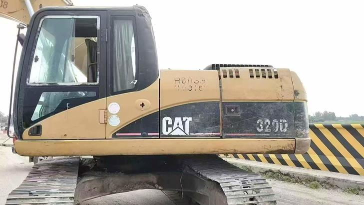 Buy Caterpillar 320D Used Excavator / 1
