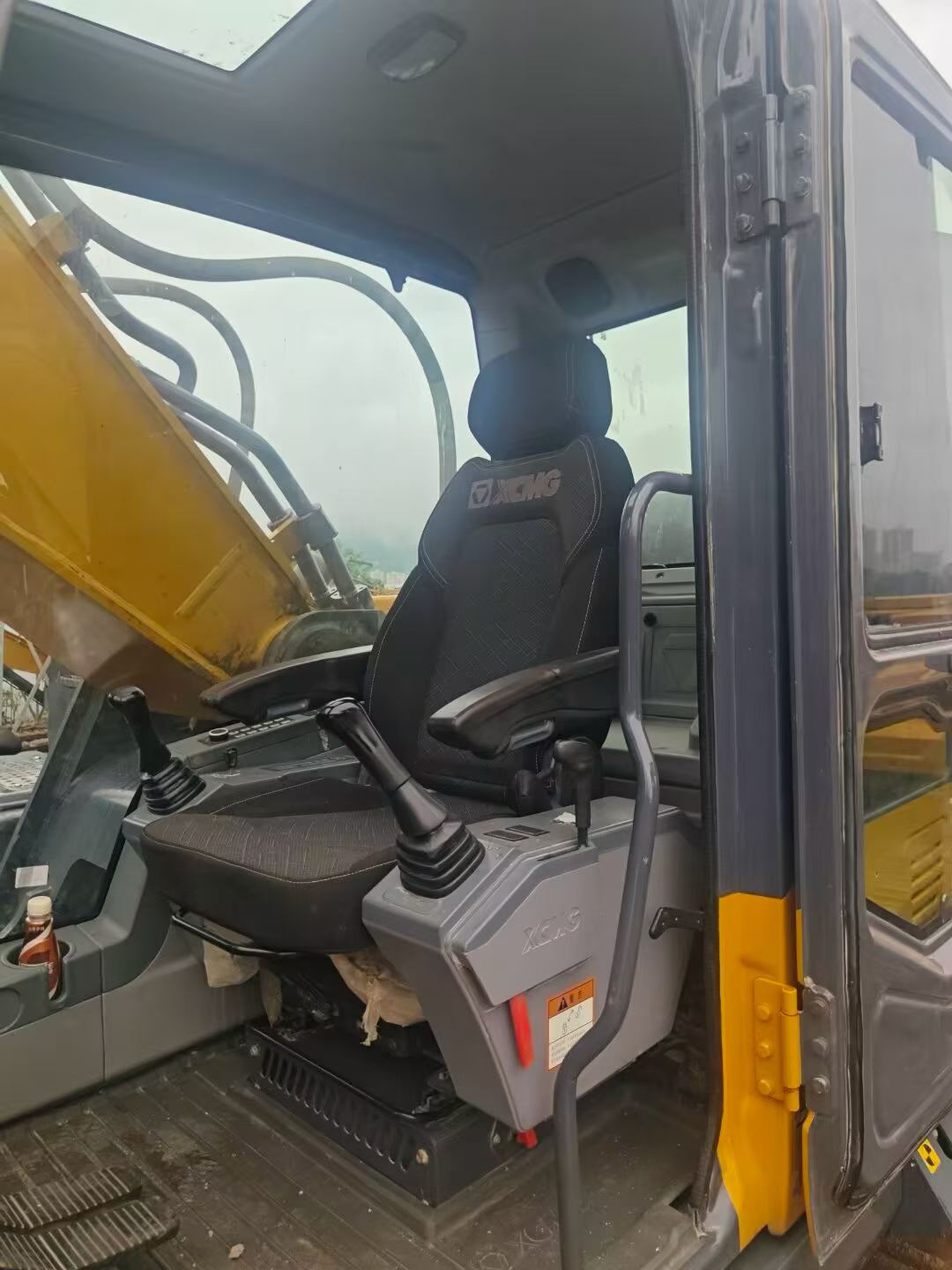Buy XCMG XE380K Used Excavator / 7 Buy XCMG XE380K Used Excavator / 7