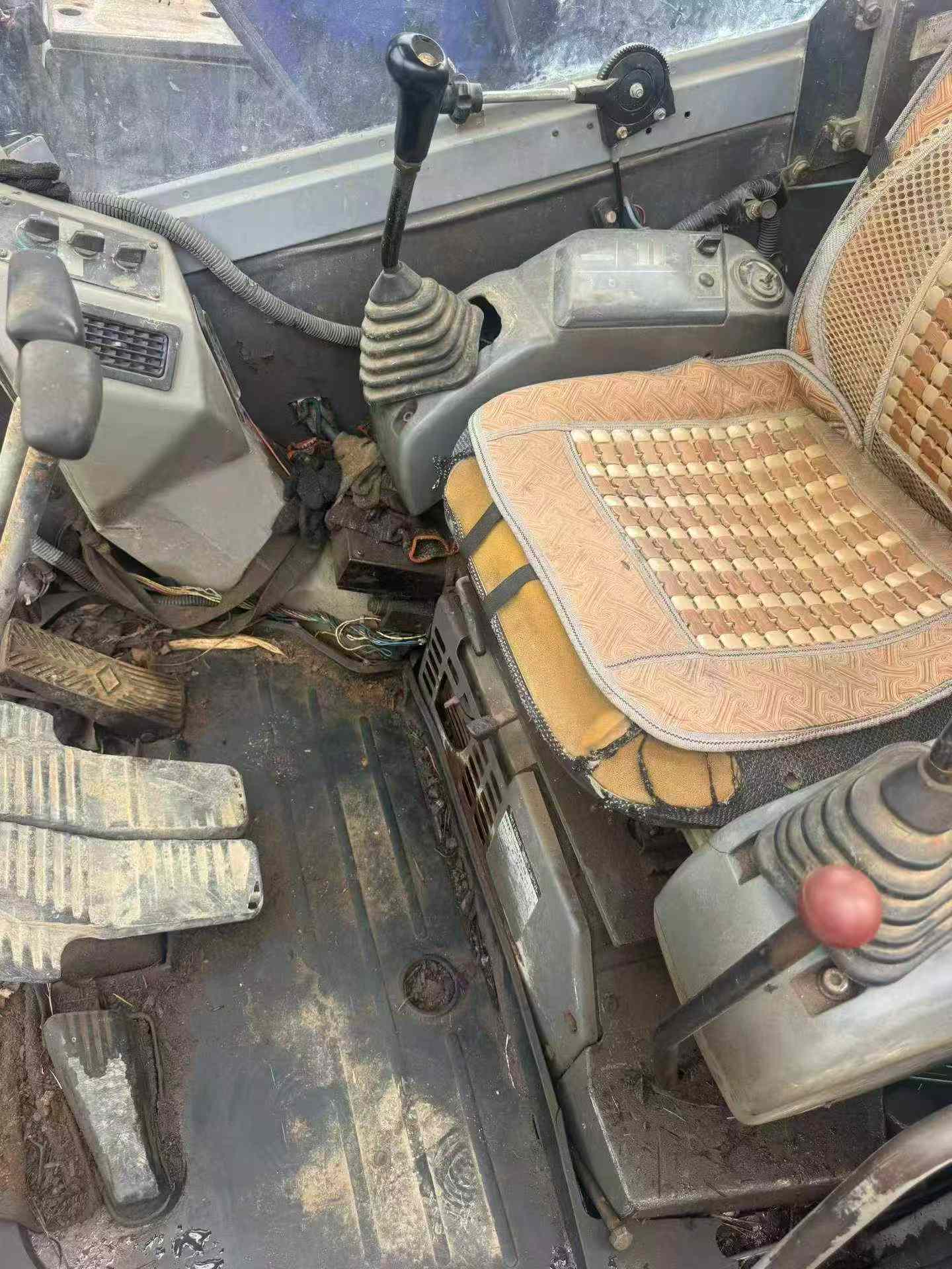 Buy Komatsu PC128US Used Excavator / 7 Buy Komatsu PC128US Used Excavator / 7