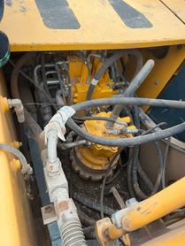 Buy Hyundai R215-7 Used Excavator / 2 Buy Hyundai R215-7 Used Excavator / 2