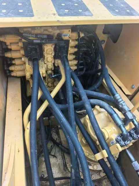 Buy Komatsu PC200-8 Used Excavator / 6 Buy Komatsu PC200-8 Used Excavator / 6