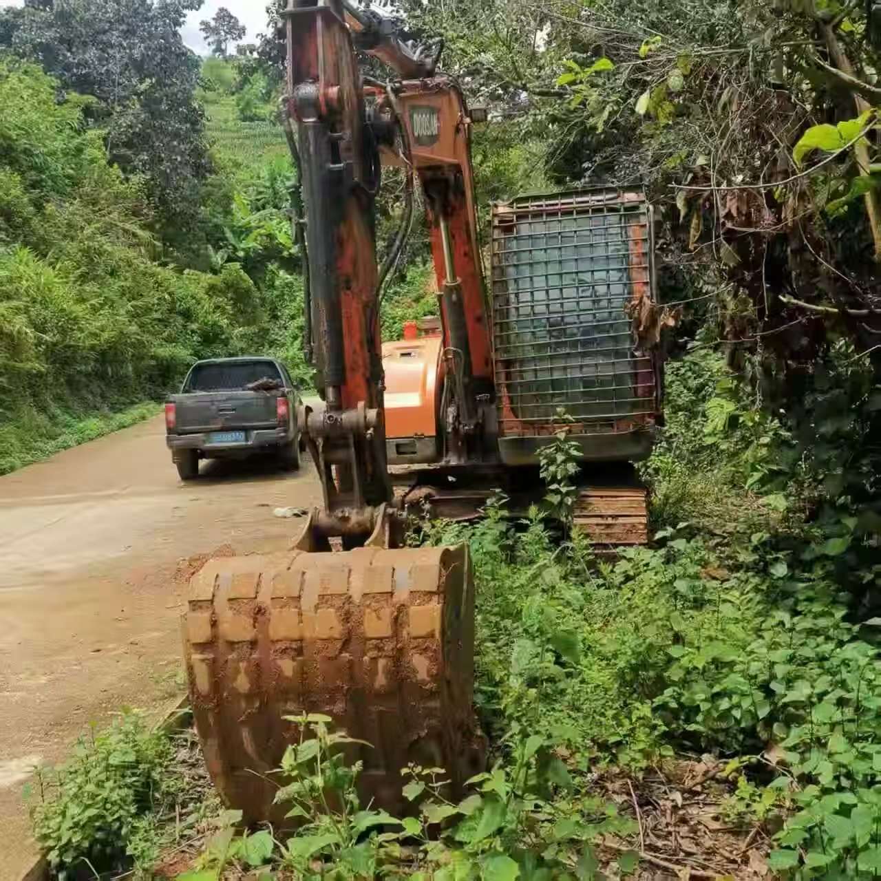 Buy Doosan DX75 Used Excavator / 5 Buy Doosan DX75 Used Excavator / 5