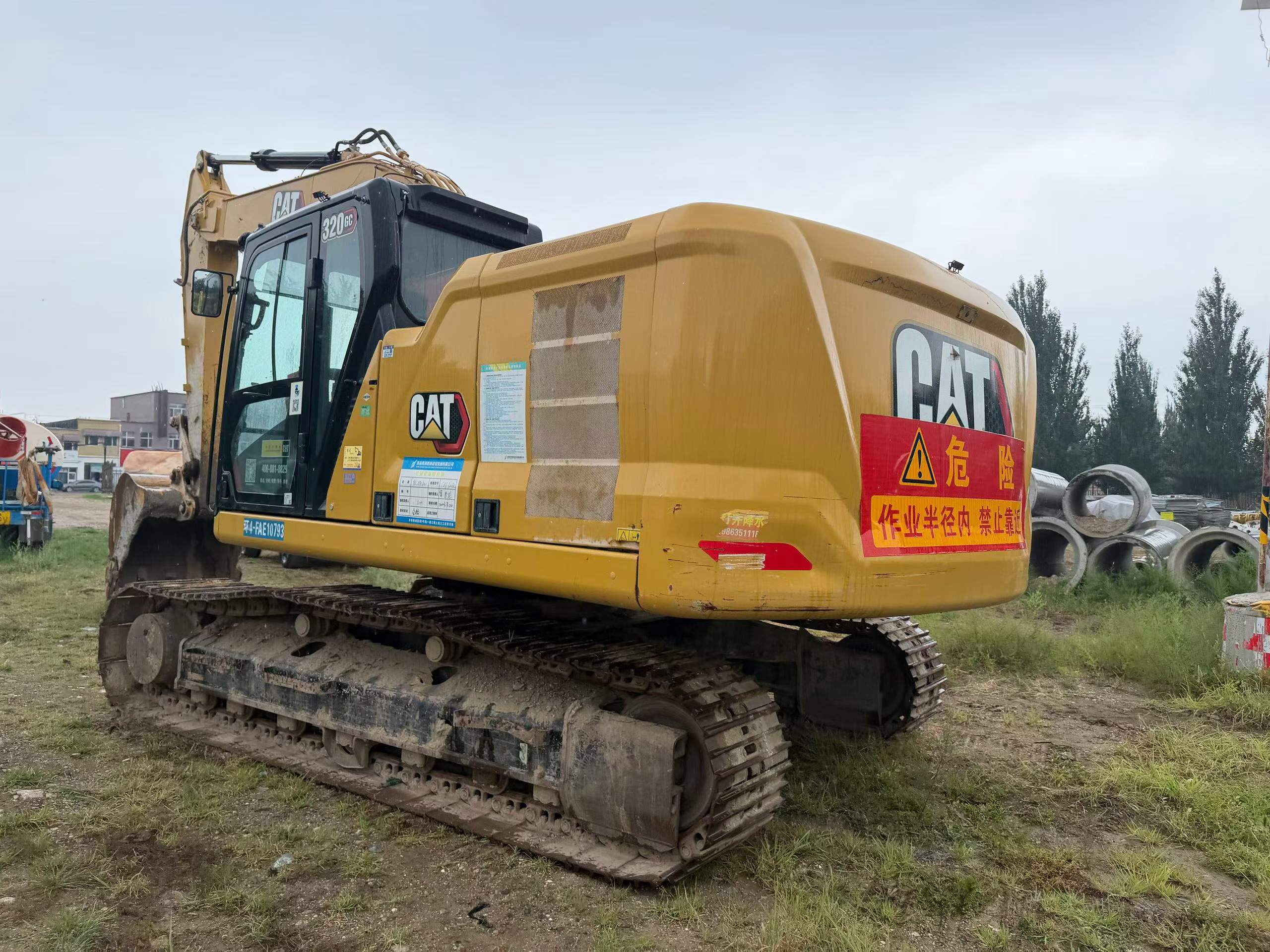 Buy Caterpillar 320A Used Excavator / 1