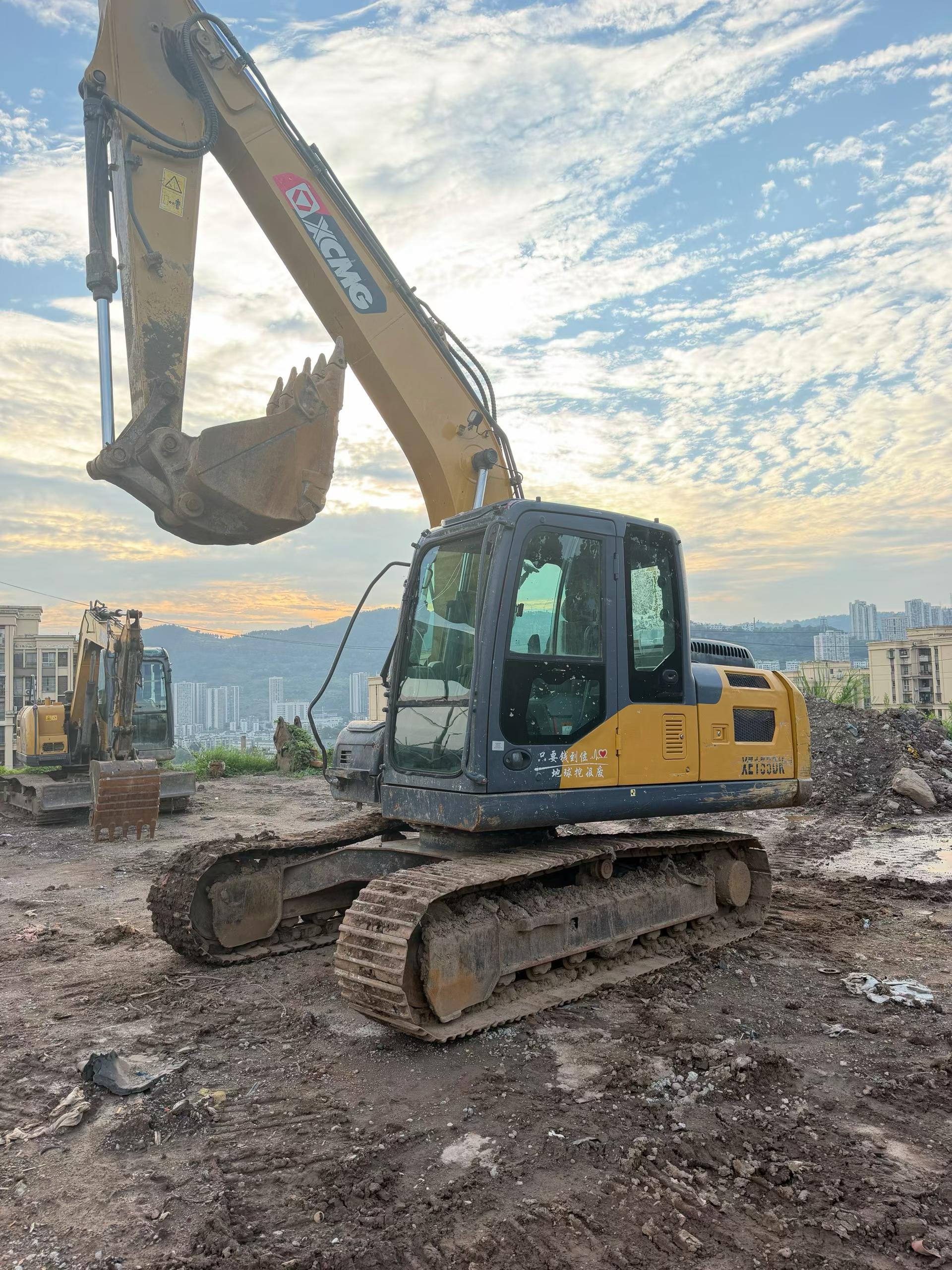 Buy XCMG XE135B Used Excavator / 2 Buy XCMG XE135B Used Excavator / 2