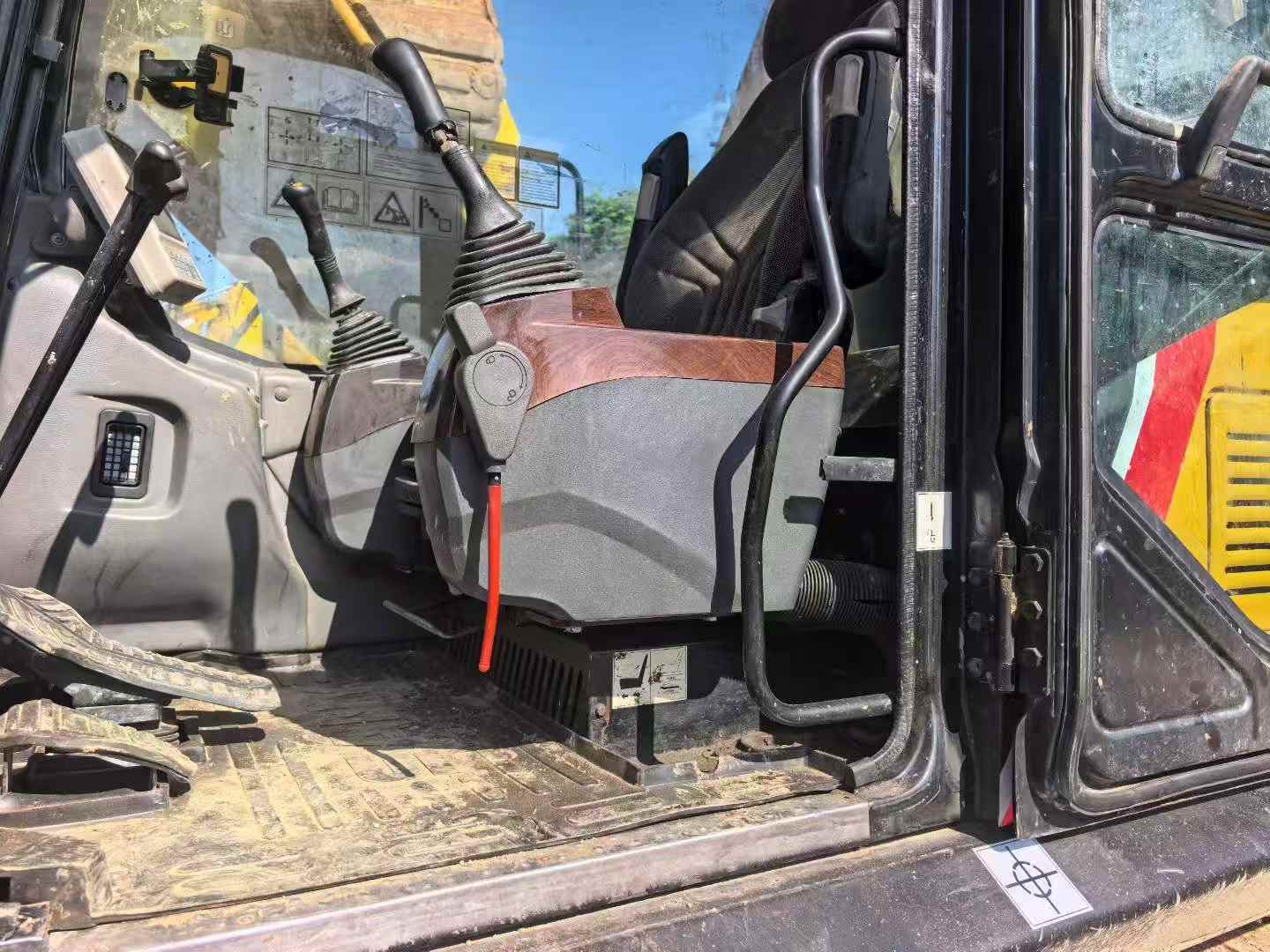 Buy Sany SY245H Used Excavator / 9