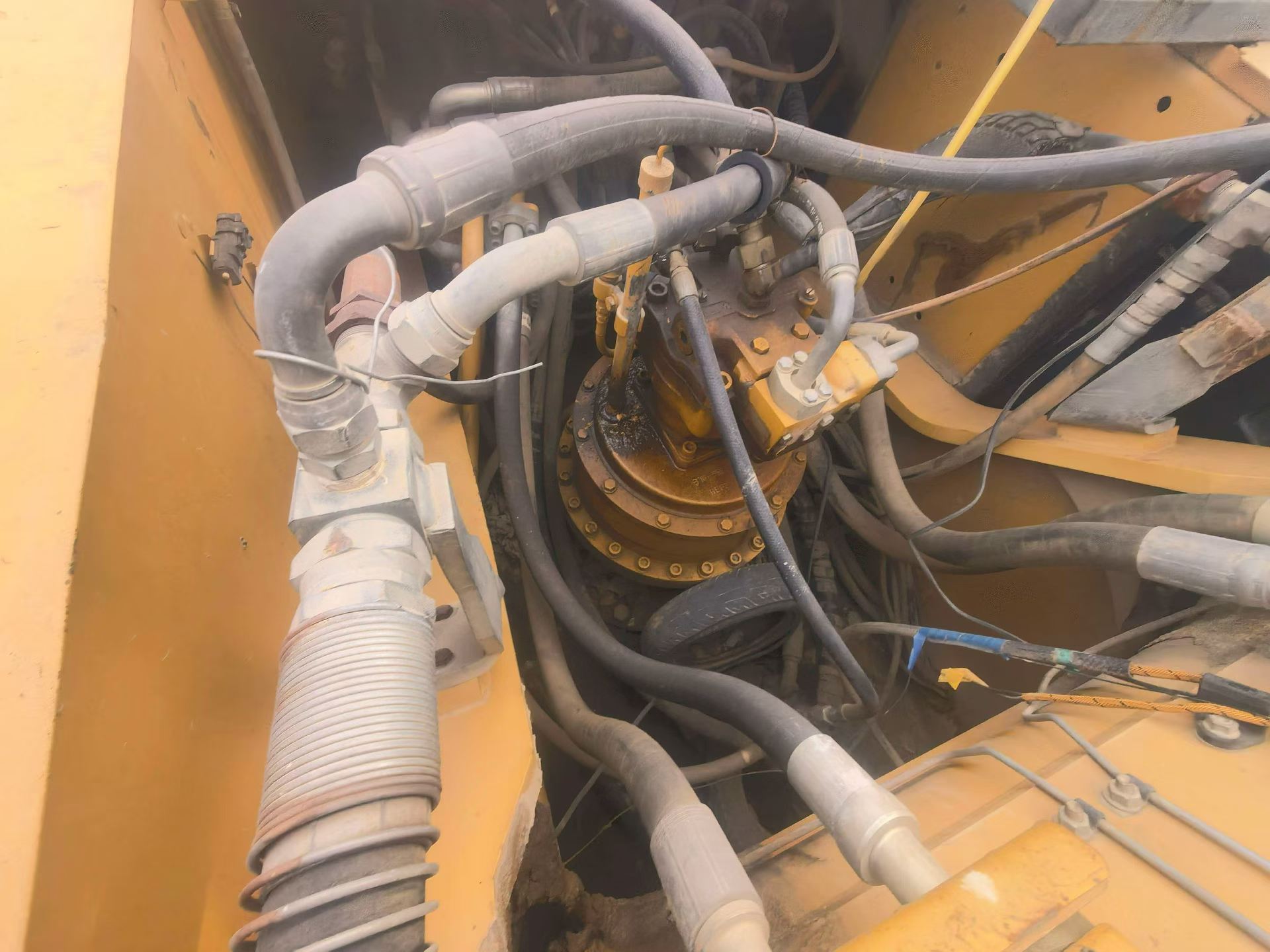Buy Caterpillar 336E Used Excavator / 3 Buy Caterpillar 336E Used Excavator / 3