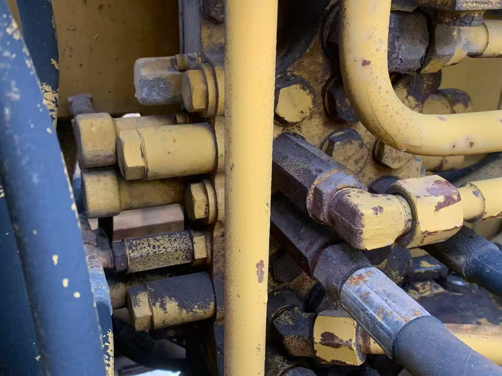 Buy Komatsu PC60-6 Used Excavator / 4 Buy Komatsu PC60-6 Used Excavator / 4