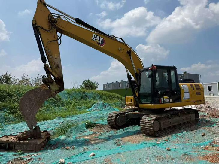 Buy Caterpillar 320A Used Excavator / 1