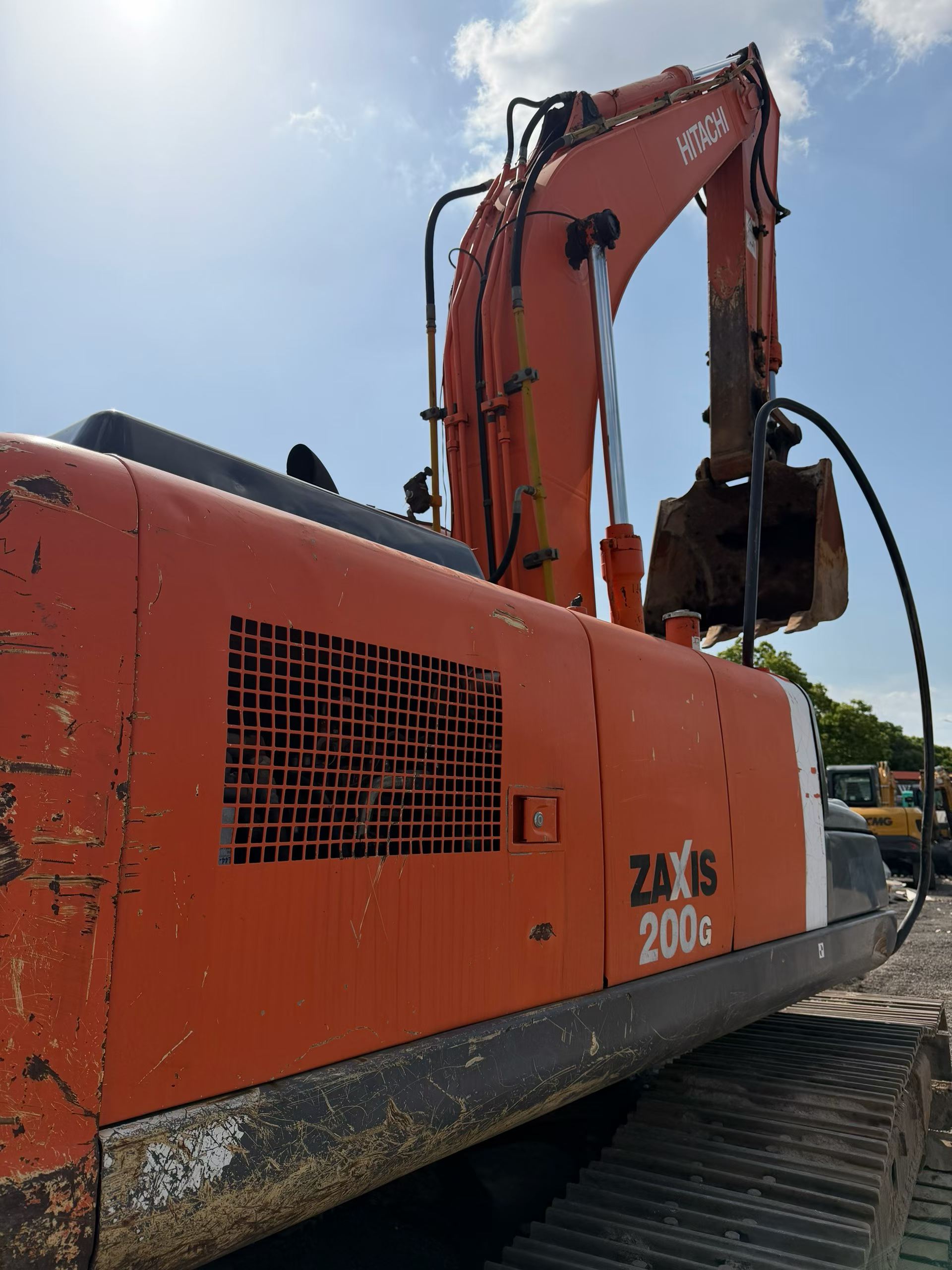 Buy Hitachi ZX200-3G Used Excavator / 1