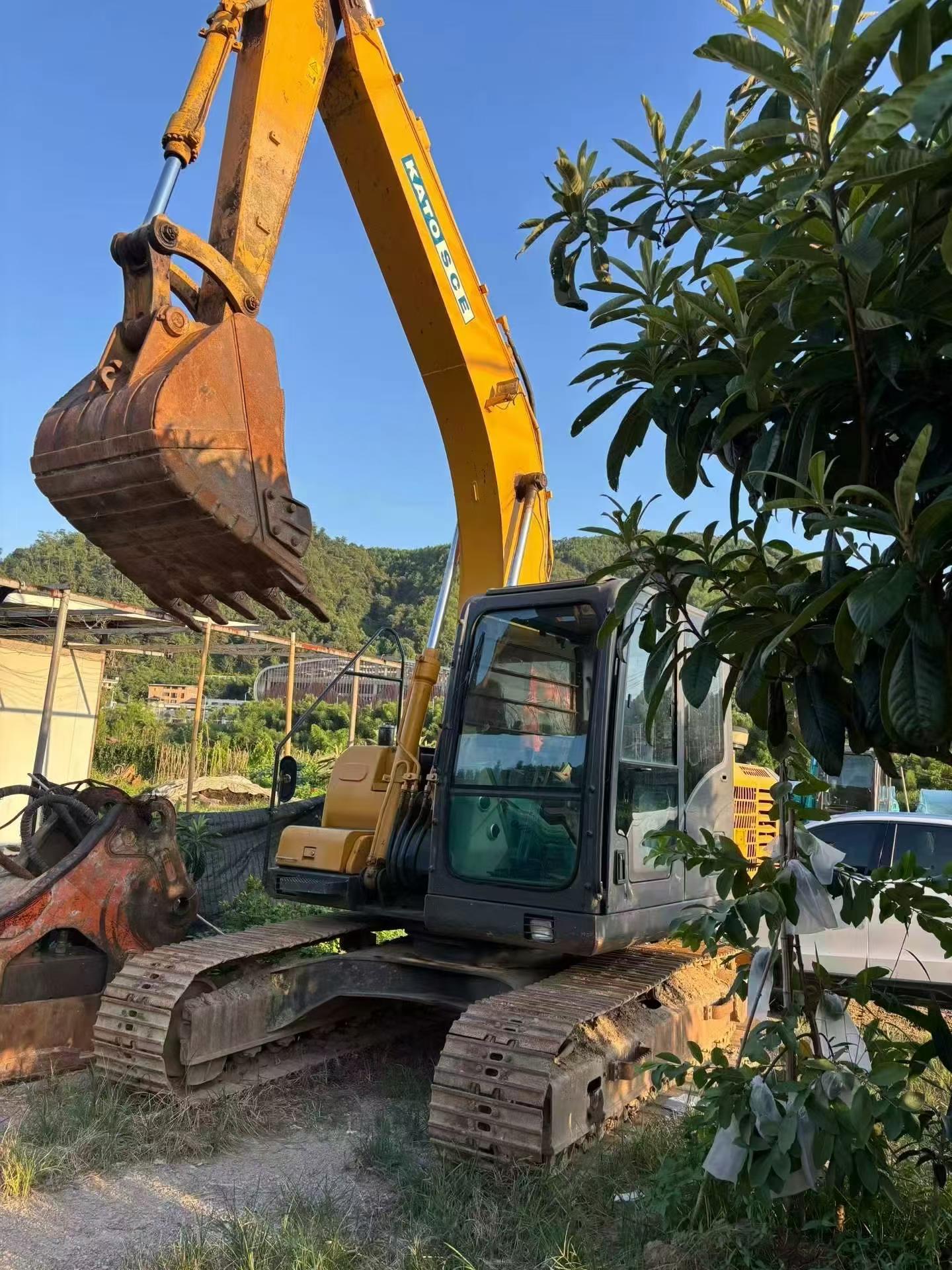 Buy Kato Used Excavator / 1