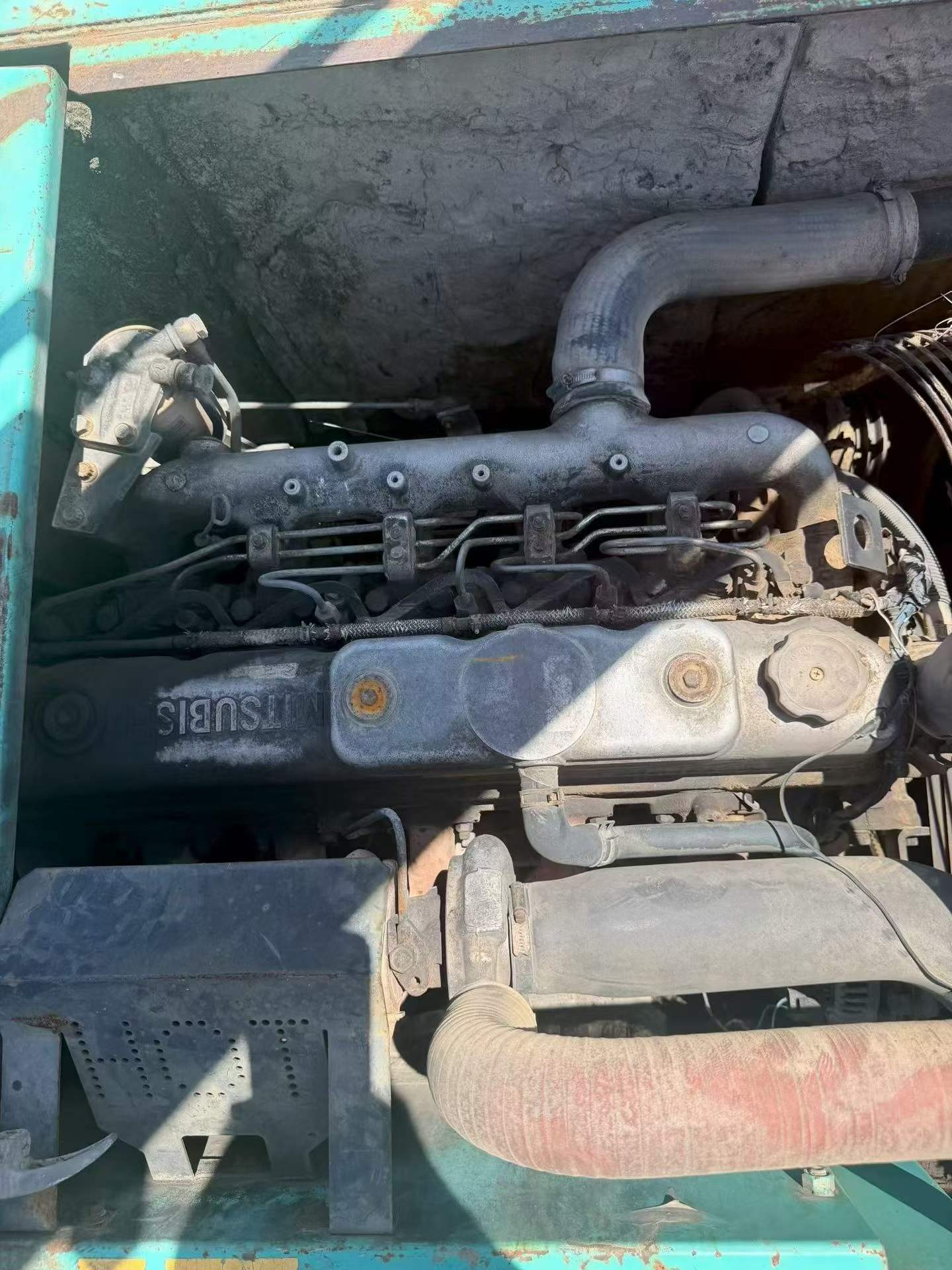 Buy Kobelco SK200-10 Used Excavator / 2 Buy Kobelco SK200-10 Used Excavator / 2
