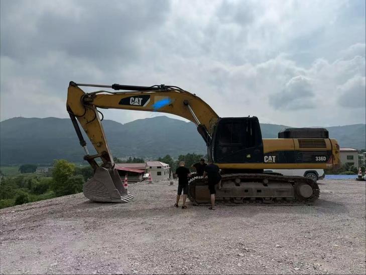 Buy Caterpillar 336E Used Excavator / 1