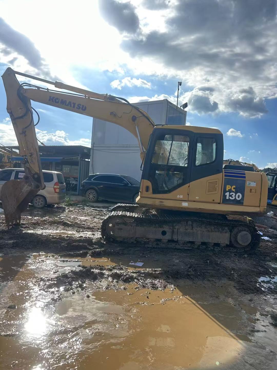 Buy Komatsu PC130-7 Used Excavator / 2 Buy Komatsu PC130-7 Used Excavator / 2