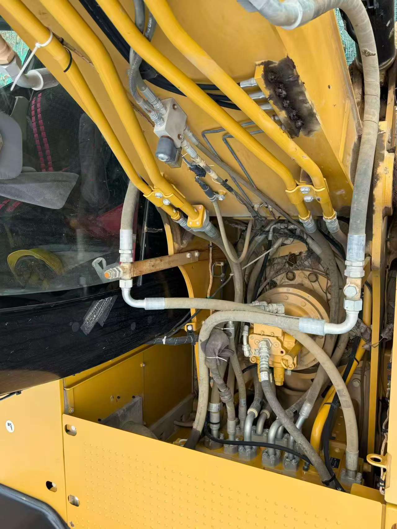 Buy Caterpillar 320A Used Excavator / 9 Buy Caterpillar 320A Used Excavator / 9
