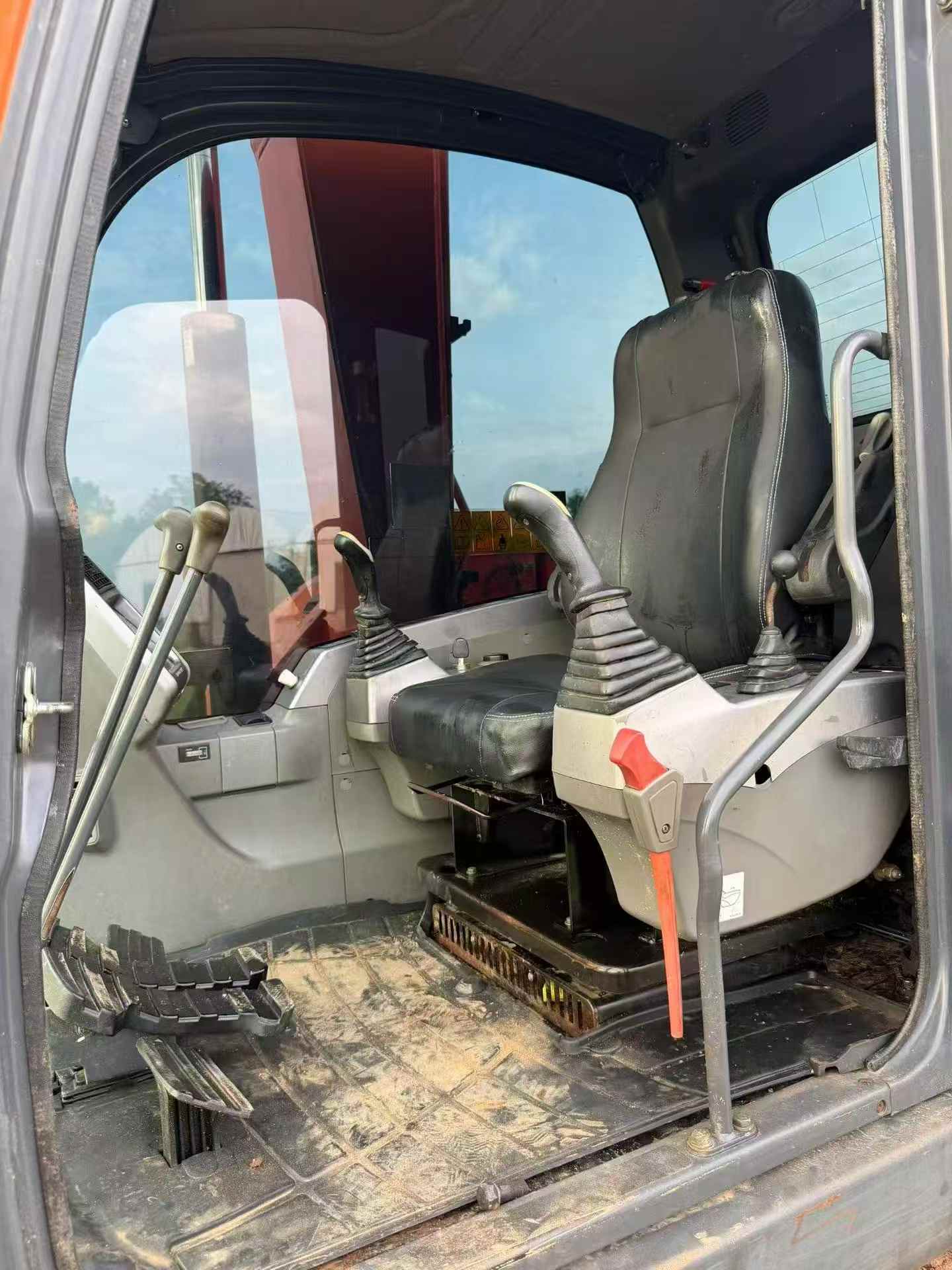 Buy Doosan DX75-9C Used Excavator / 7 Buy Doosan DX75-9C Used Excavator / 7