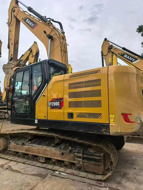 Buy Sany SY200C Used Excavator / 1