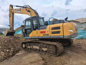 Buy XCMG XE245D Used Excavator / 4 Buy XCMG XE245D Used Excavator / 4