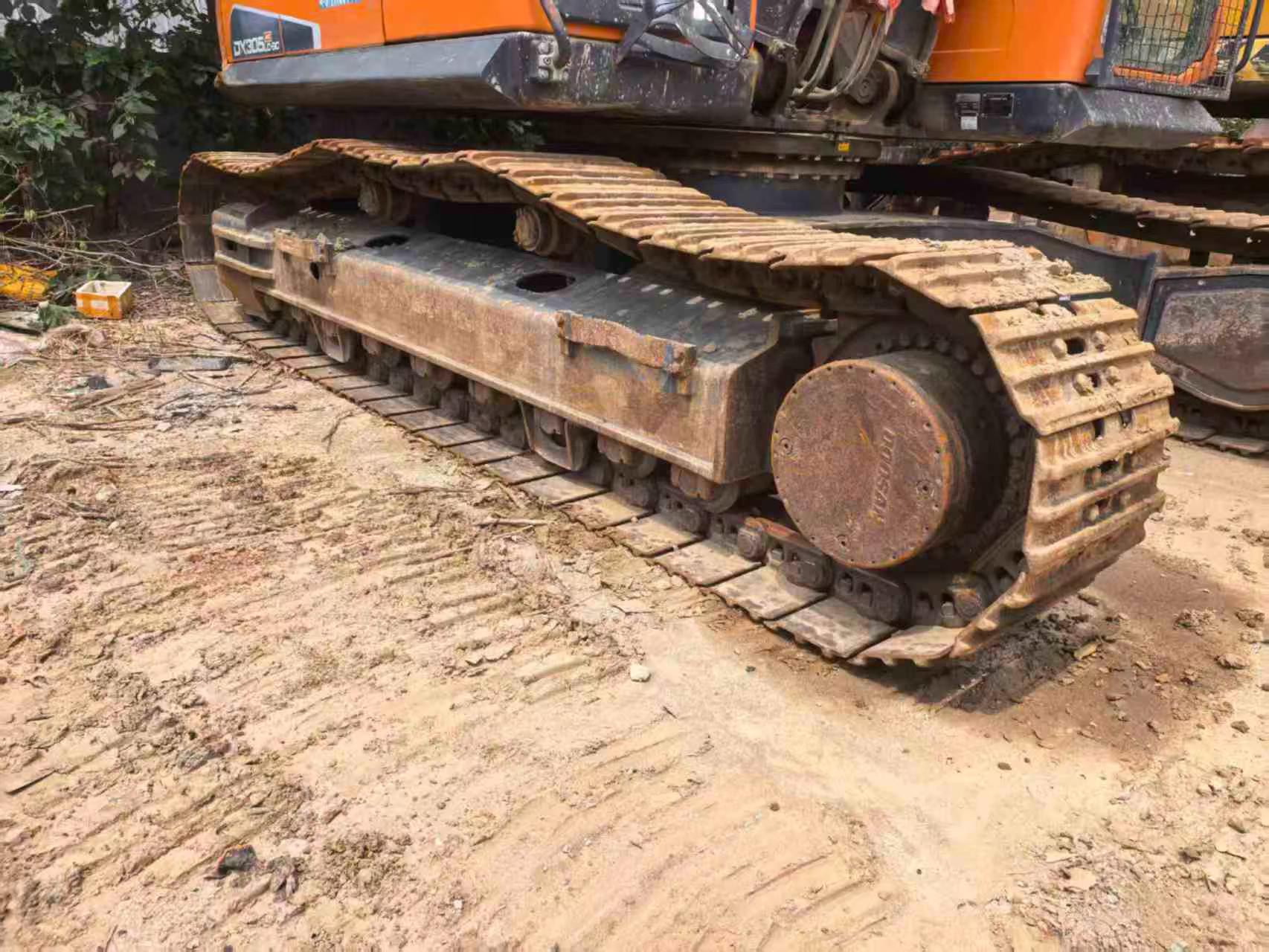 Buy Doosan DL305 Used Excavator / 4 Buy Doosan DL305 Used Excavator / 4