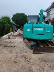 Buy Kobelco SK75 Used Excavator / 3 Buy Kobelco SK75 Used Excavator / 3