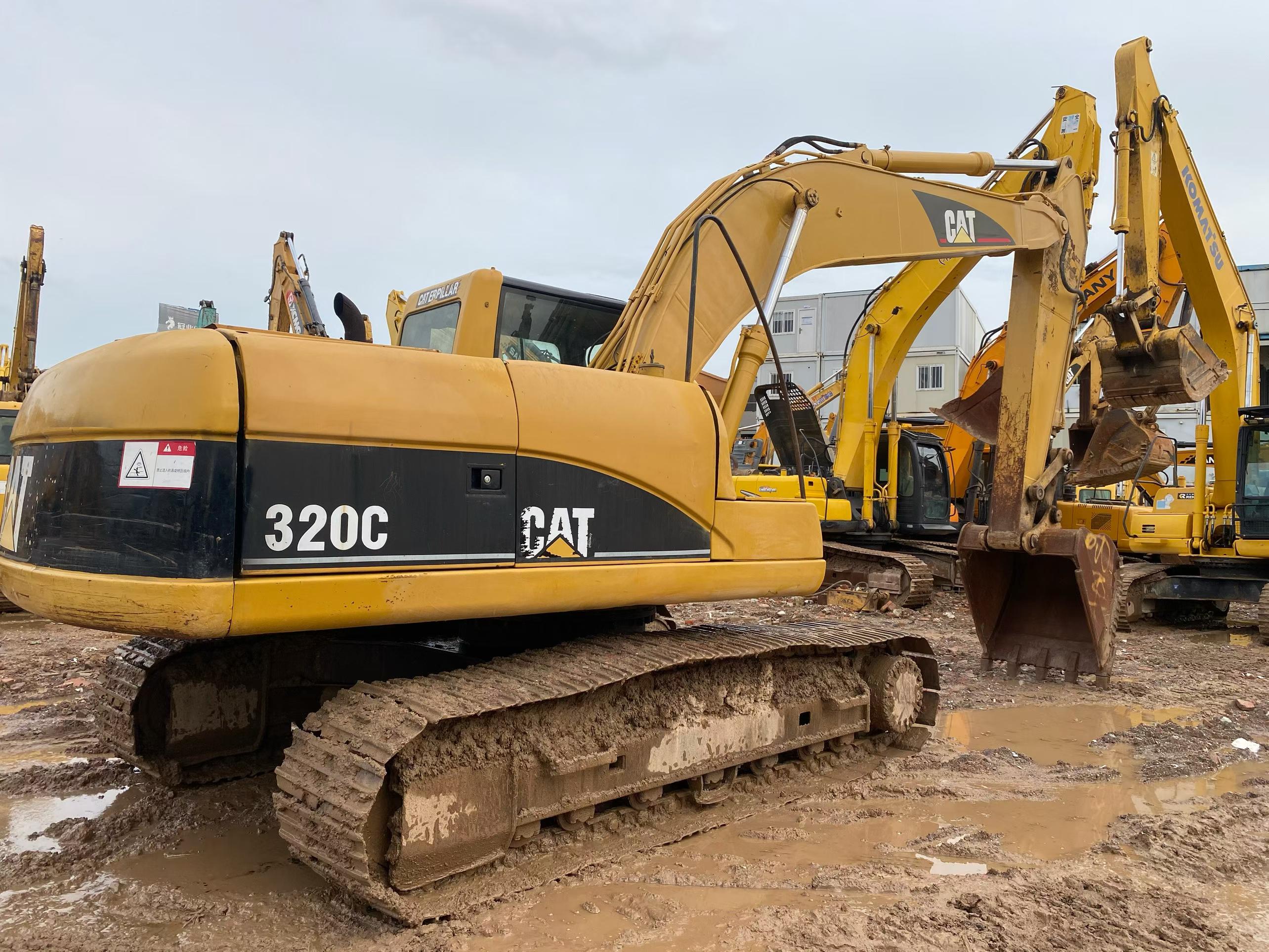 Buy Caterpillar 320C Used Excavator / 1