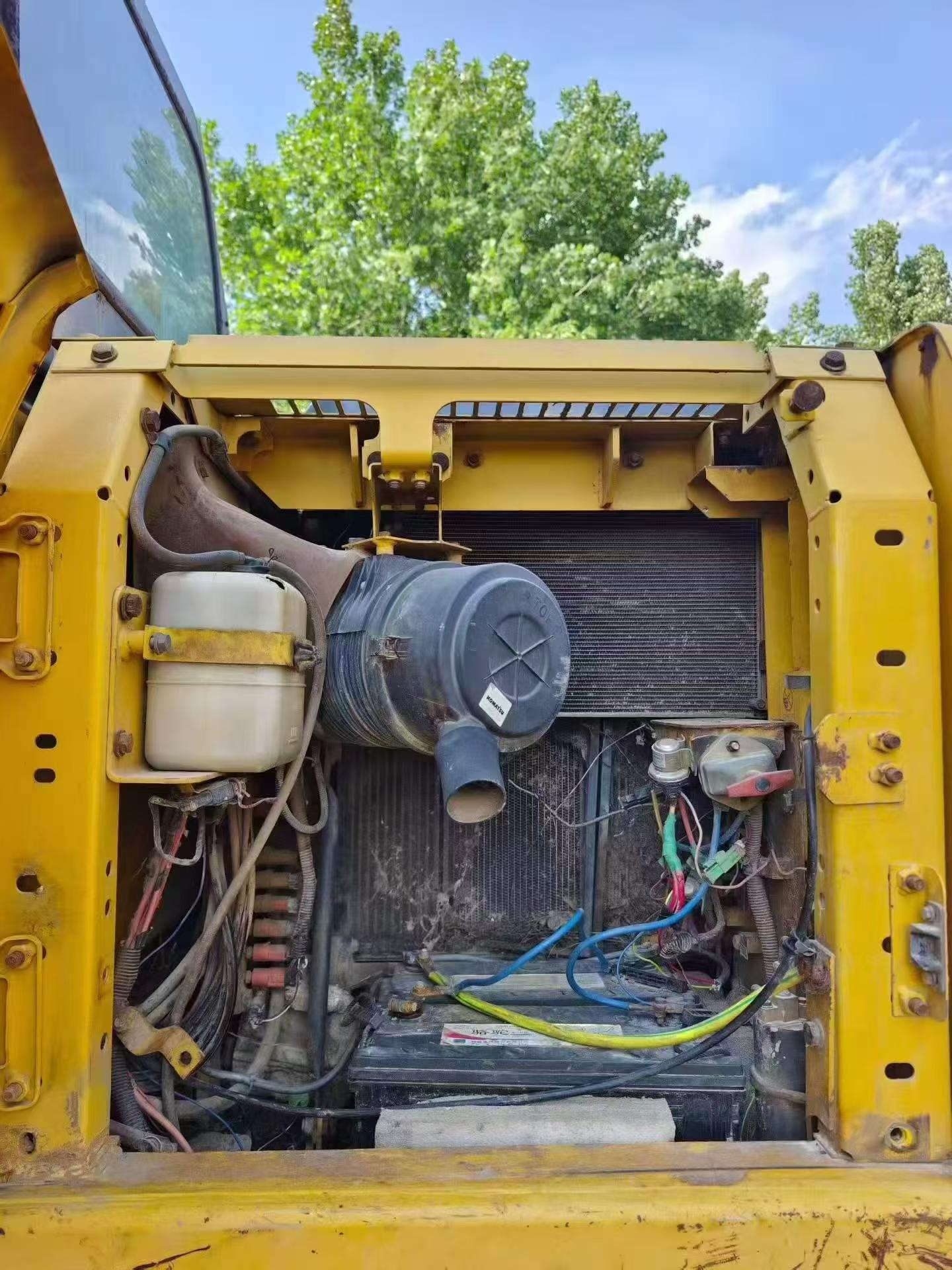 Buy Komatsu PC130-7 Used Excavator / 5