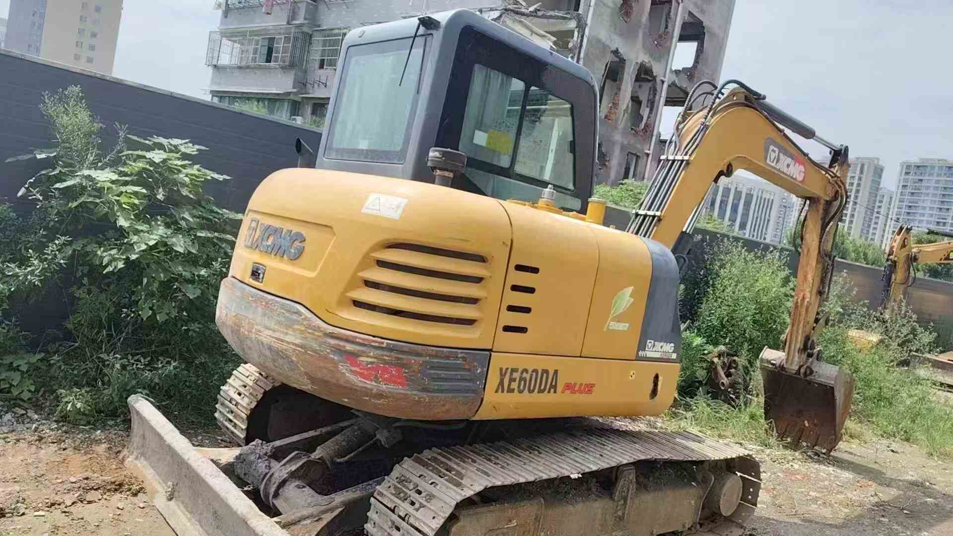 Buy XCMG XE60 Used Excavator / 1