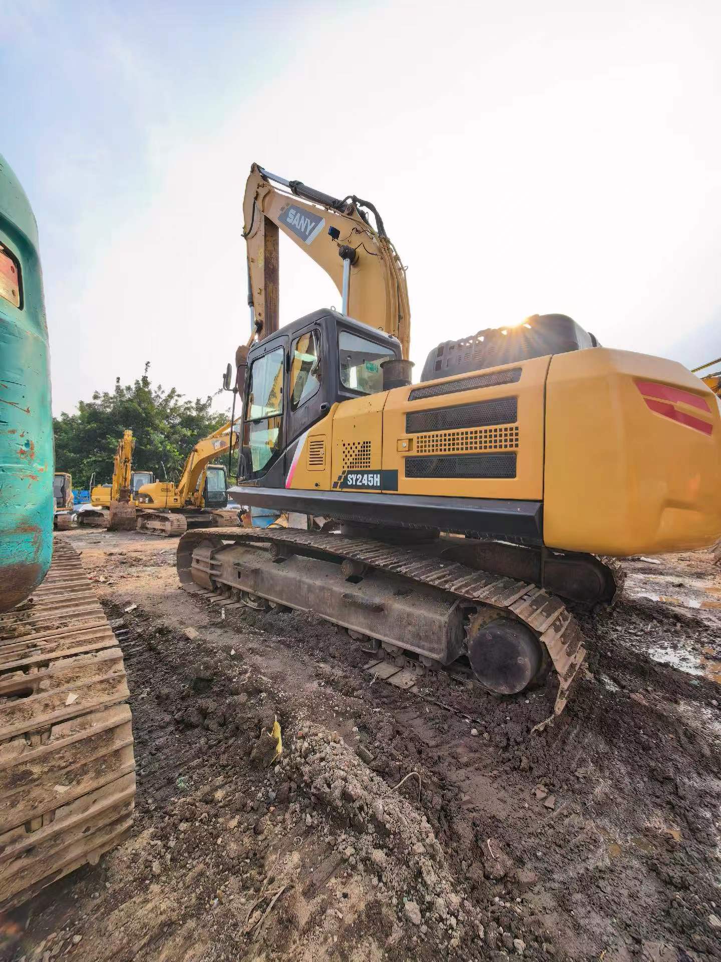 Buy Sany SY245H Used Excavator / 2 Buy Sany SY245H Used Excavator / 2