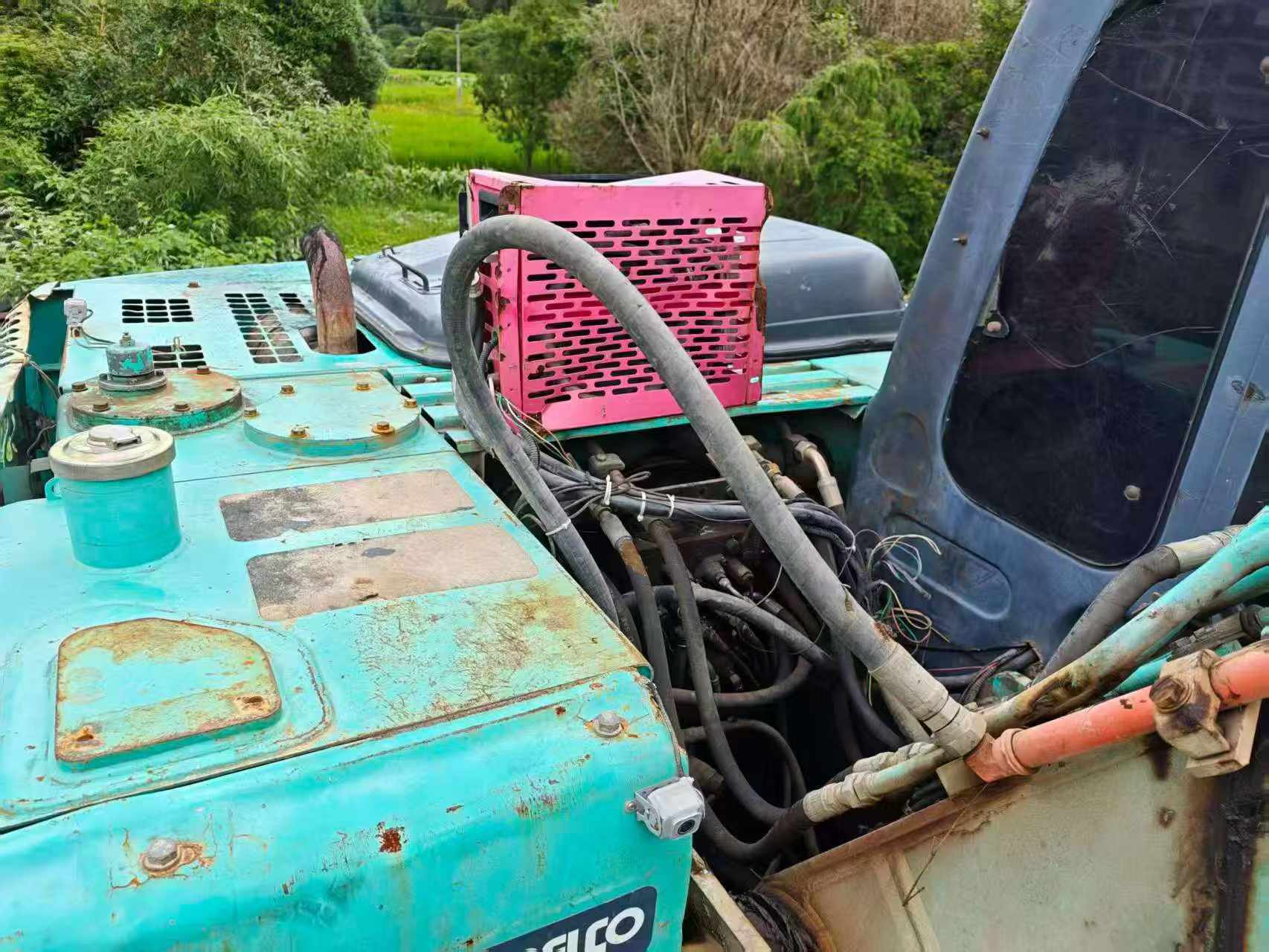 Buy Kobelco SK130 Used Excavator / 7