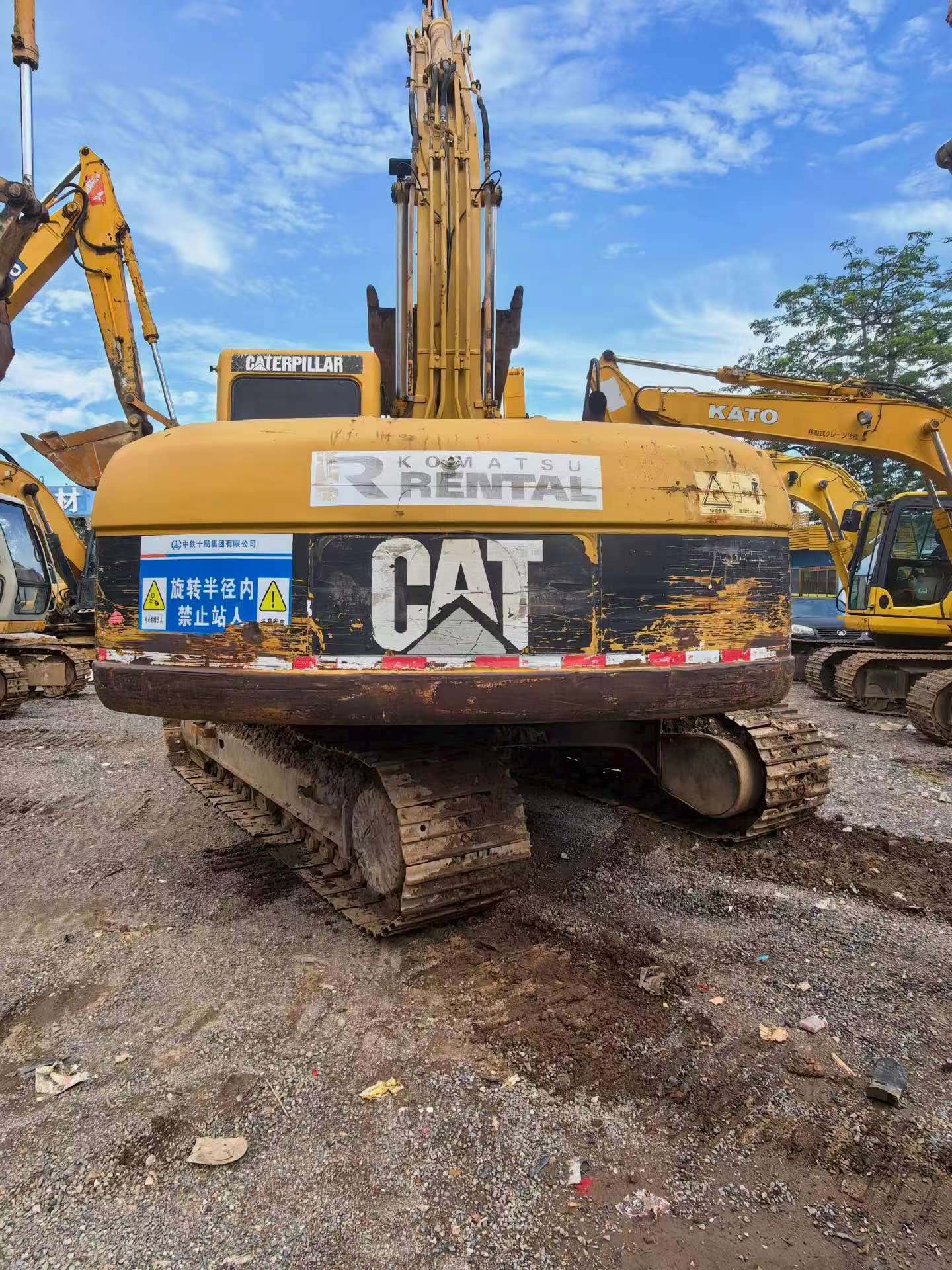 Buy Caterpillar 320C Used Excavator / 3 Buy Caterpillar 320C Used Excavator / 3