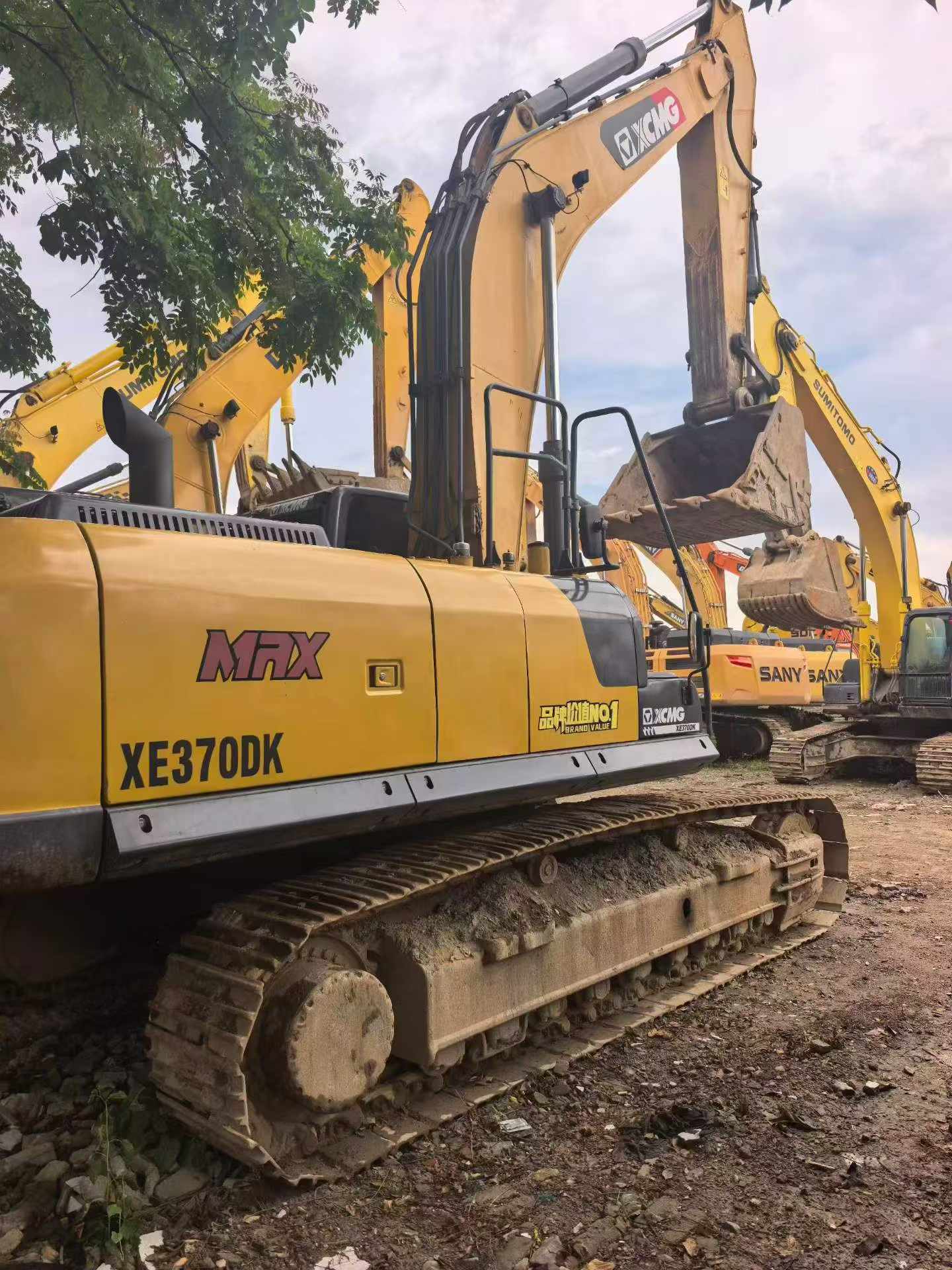 Buy XCMG XE370 Used Excavator / 4 Buy XCMG XE370 Used Excavator / 4