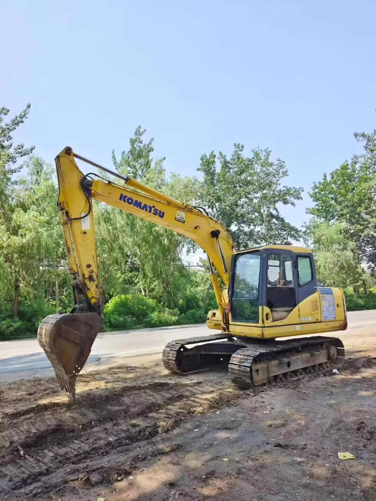 Buy Komatsu PC130-7 Used Excavator / 2