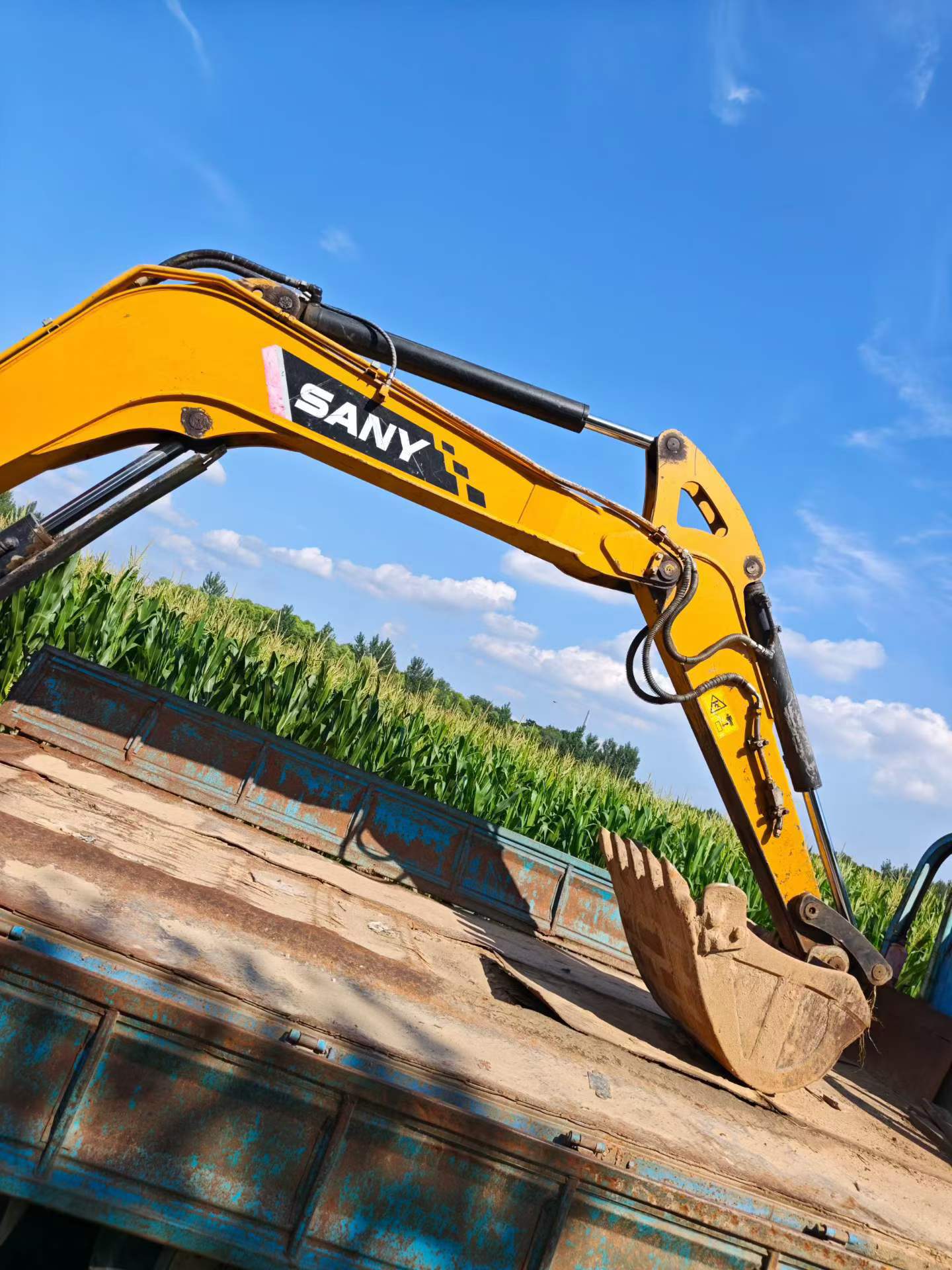 Buy Sany SY55 Used Excavator / 7 Buy Sany SY55 Used Excavator / 7
