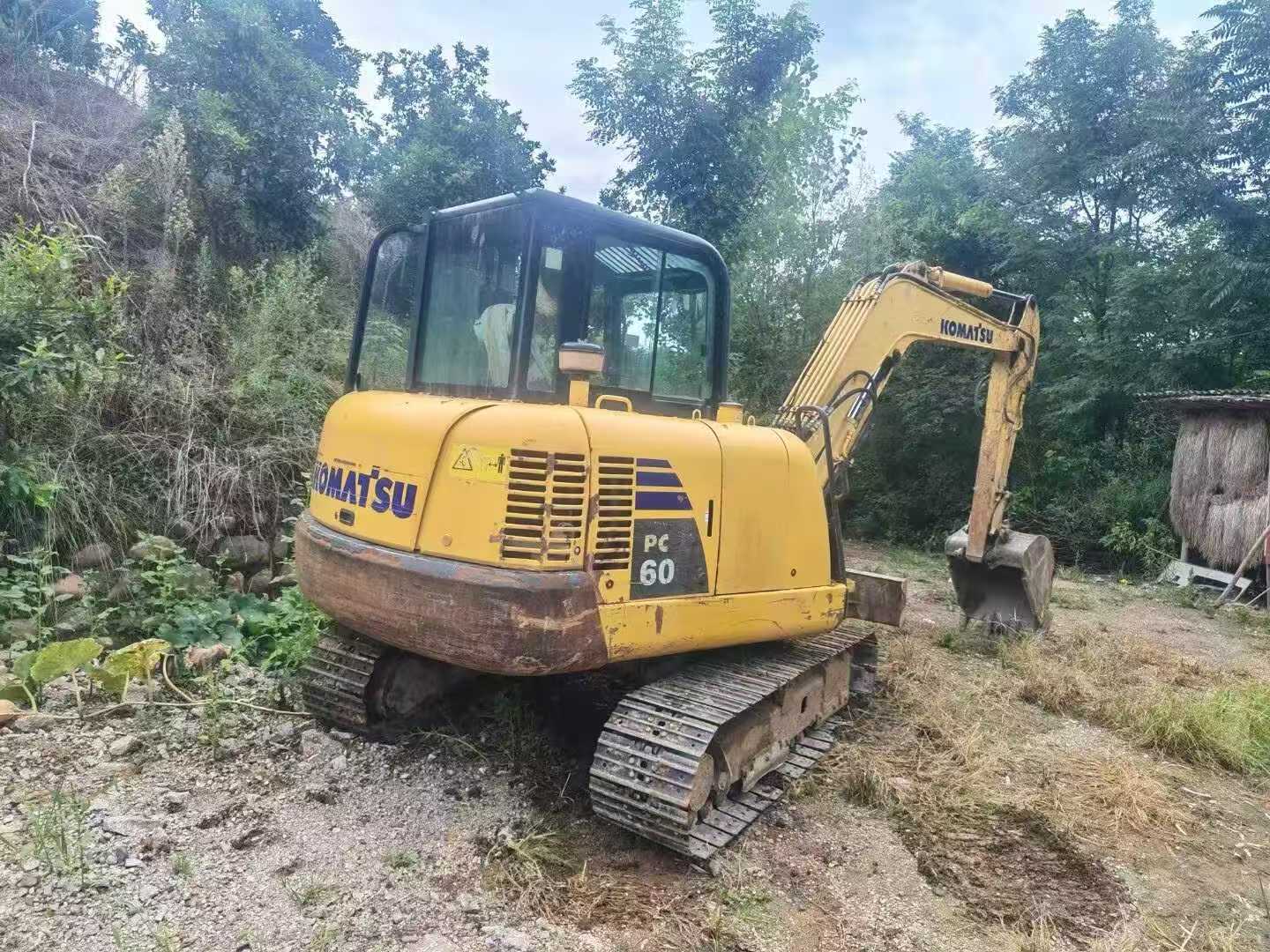 Buy Komatsu PC56-7 Used Excavator / 1