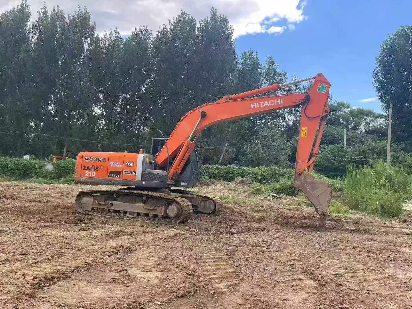 Buy Hitachi EX210 Used Excavator / 3 Buy Hitachi EX210 Used Excavator / 3