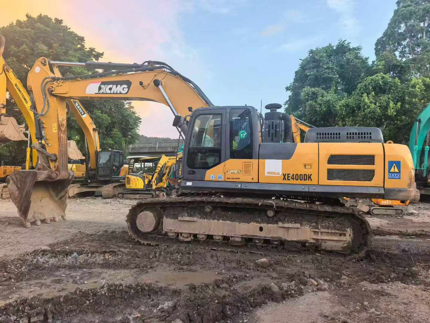 Buy XCMG XE400T Used Excavator / 7 Buy XCMG XE400T Used Excavator / 7