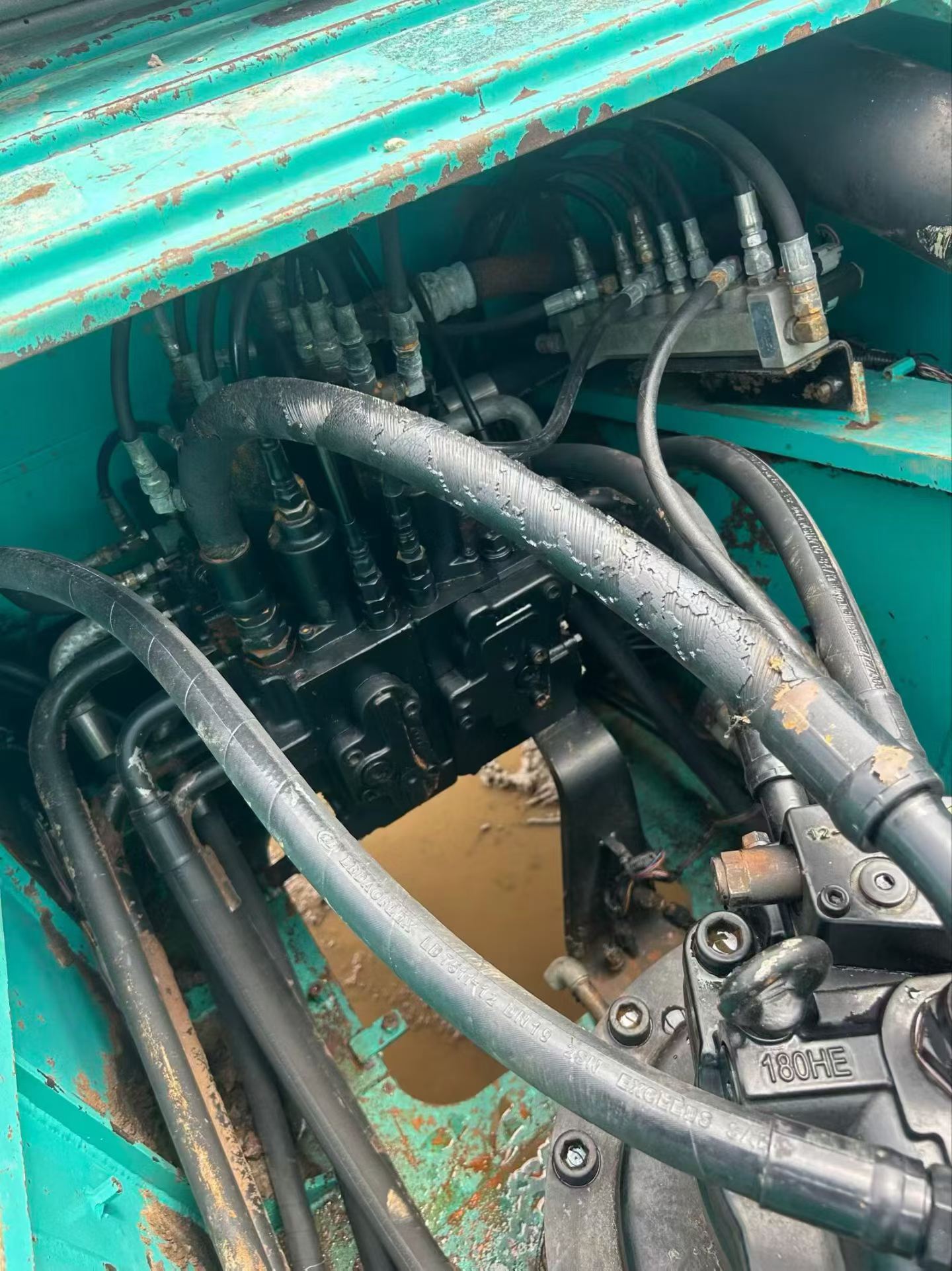 Buy Kobelco SK350-8 Used Excavator / 5 Buy Kobelco SK350-8 Used Excavator / 5