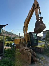 Buy Kato Used Excavator / 4 Buy Kato Used Excavator / 4