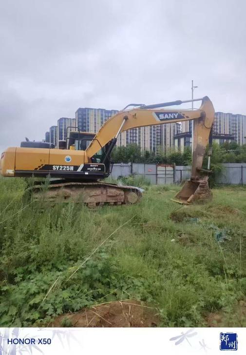 Buy Sany SY225C Used Excavator / 1