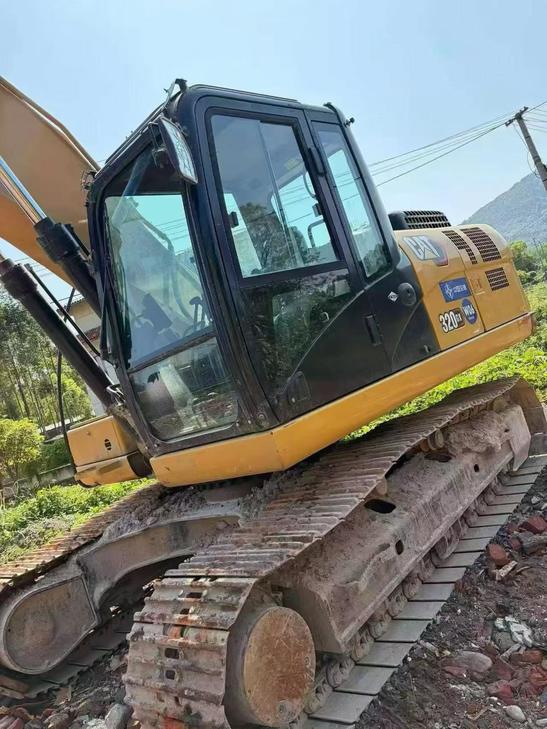 Buy Caterpillar 320A Used Excavator / 1