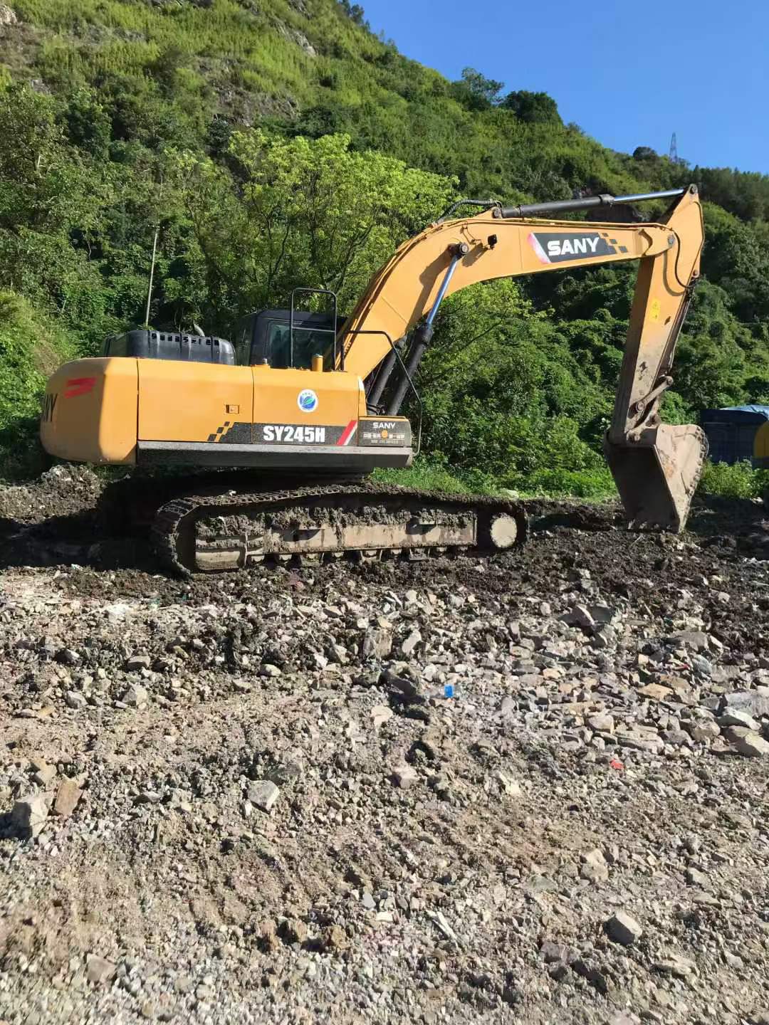 Buy Sany SY245H Used Excavator / 2 Buy Sany SY245H Used Excavator / 2